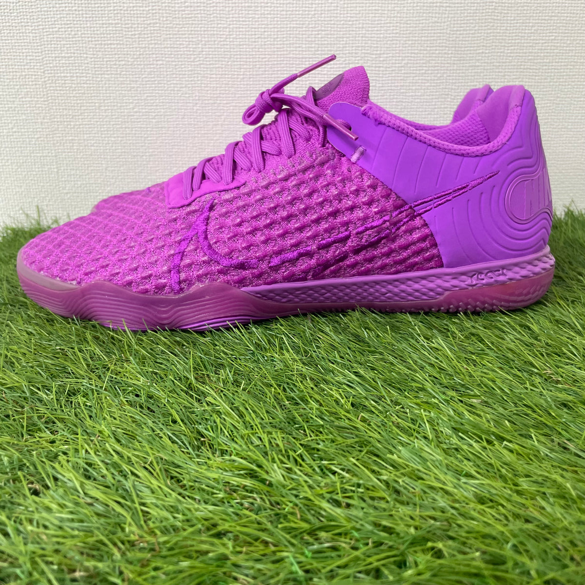【箱無し】 React Gato 27.0cm CT0550-500