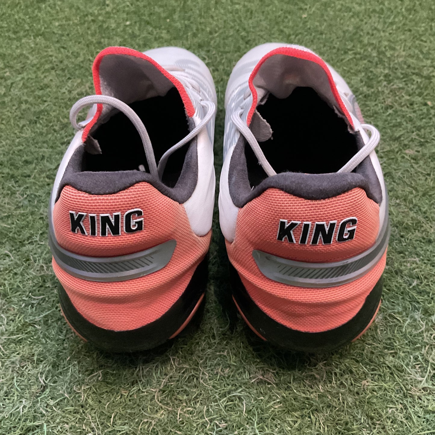 27.0 cm Used Goods中古スパイクPUMA KING ULTIMATE FG/AG