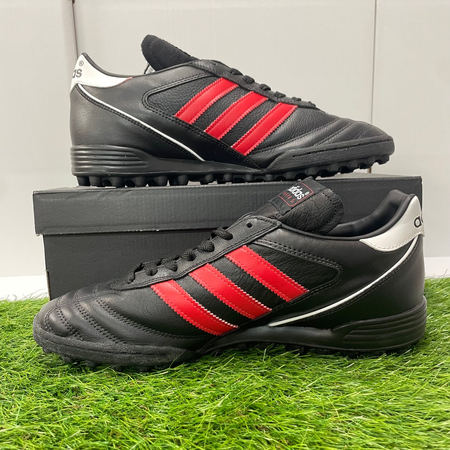 日本未発売 KAISER 5 TEAM RED STRIPES  677357