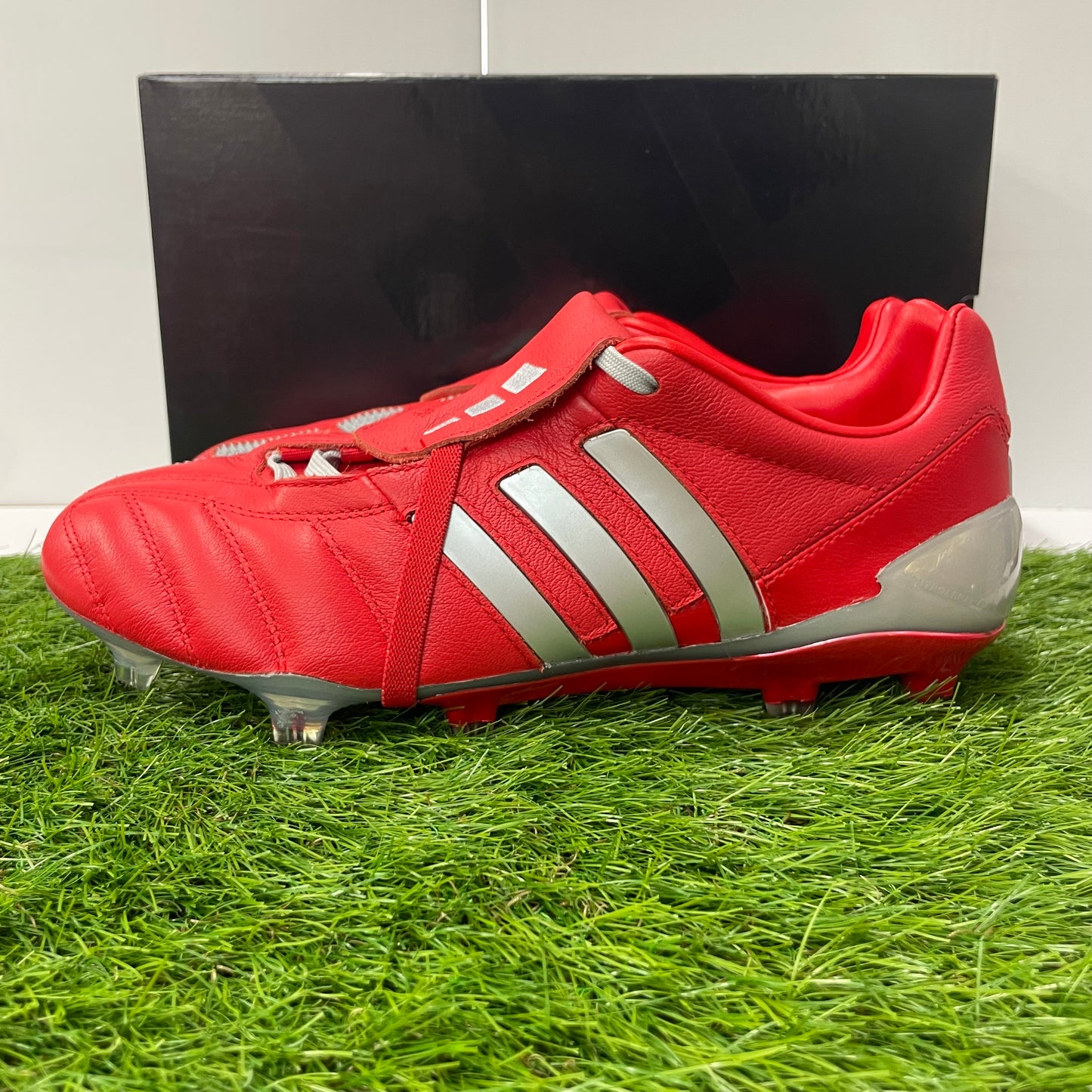 Predator MANIA JR7798