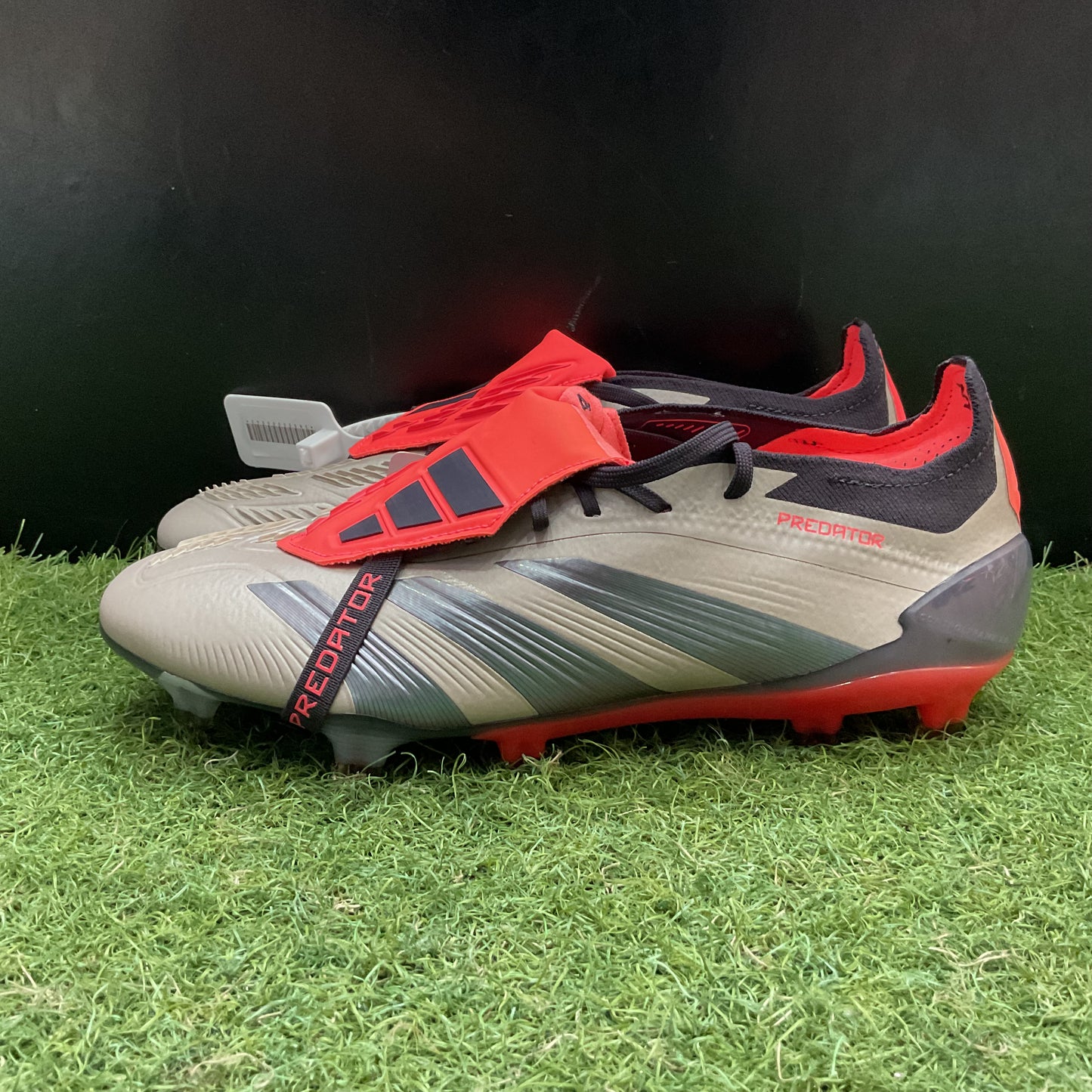 【箱無し】Predator Elite FT FG 26.0 IF6443