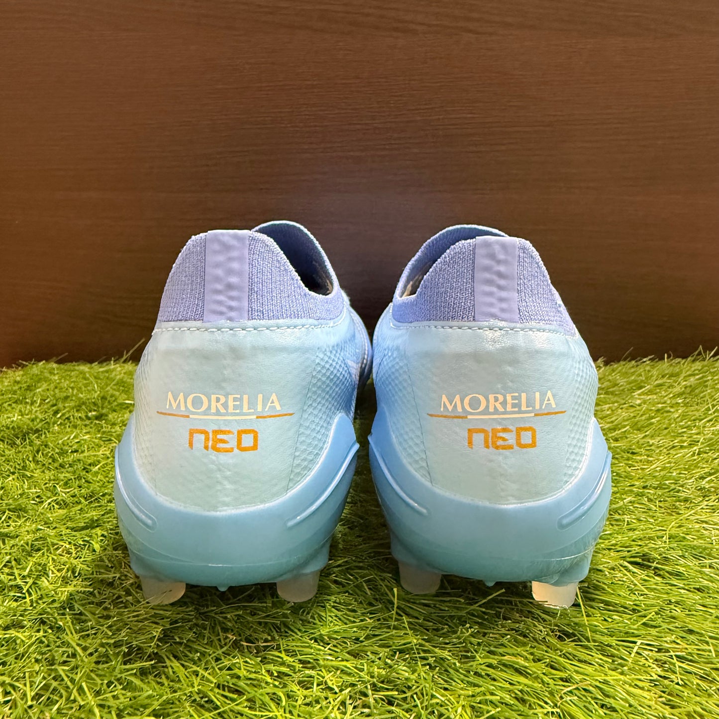 日本未発売 モレリアネオ4 β Elite AG P1GA264325