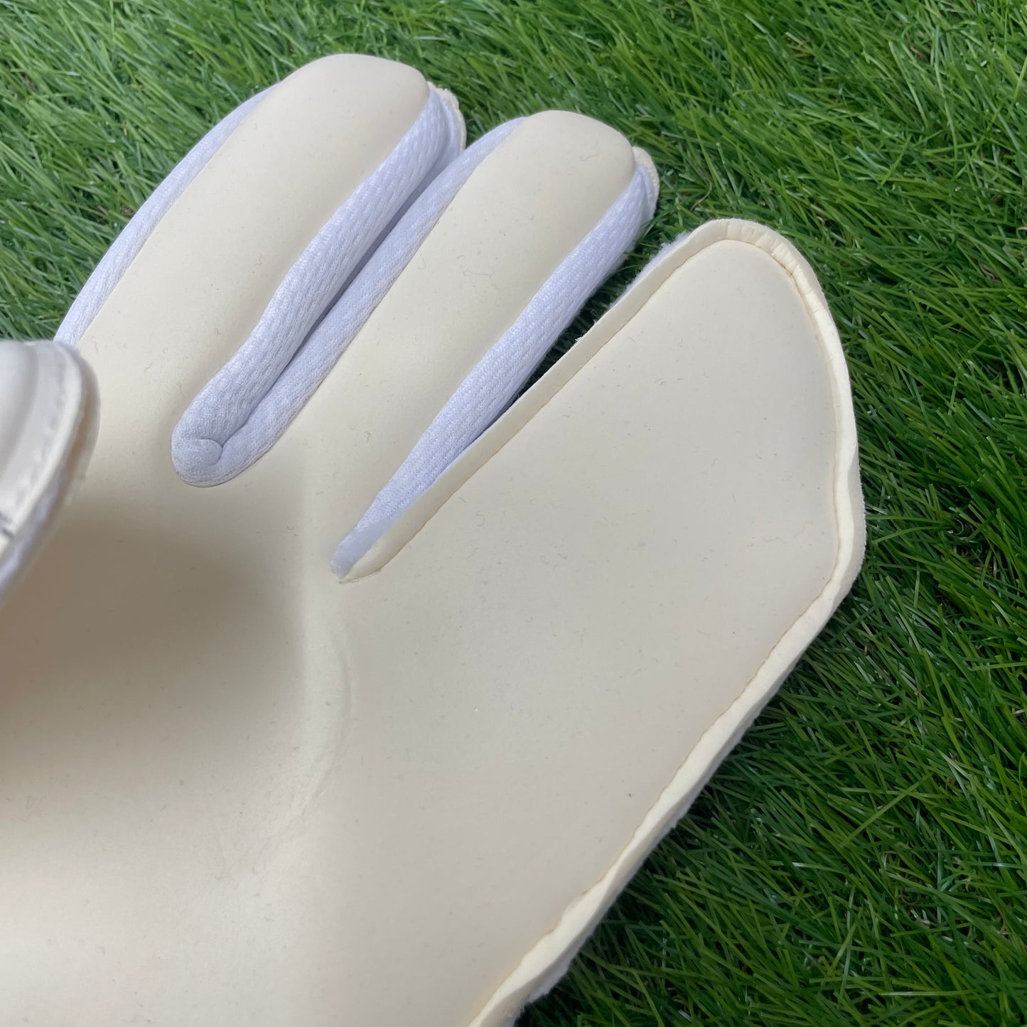 RWLK キーパーグローブ(L3-4)