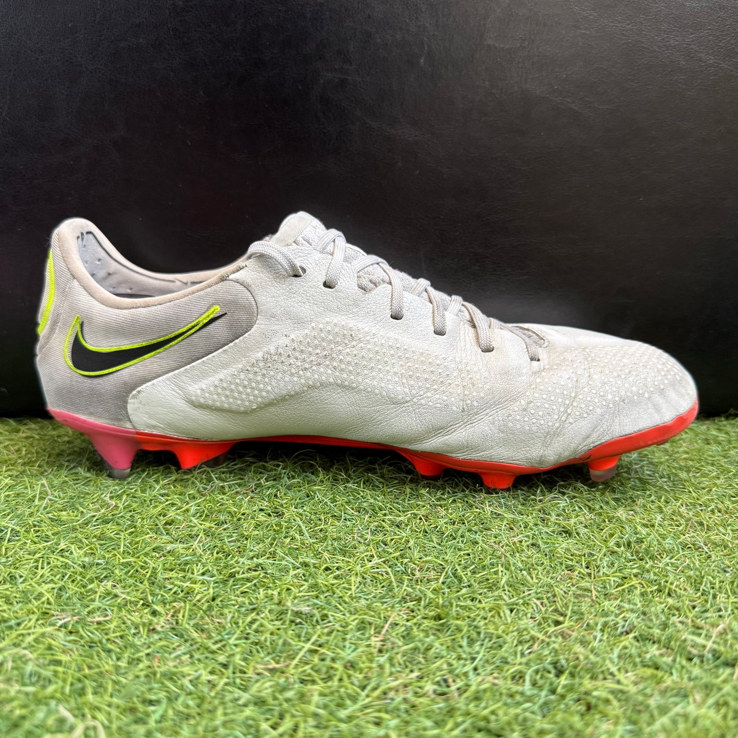 26.0 Used Goods中古スパイクTiempo Legend 9 FG ソール折れ