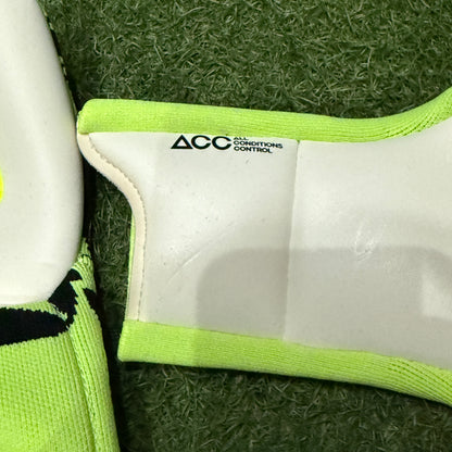 Vapor Dynamic Fit HQ0259 702
