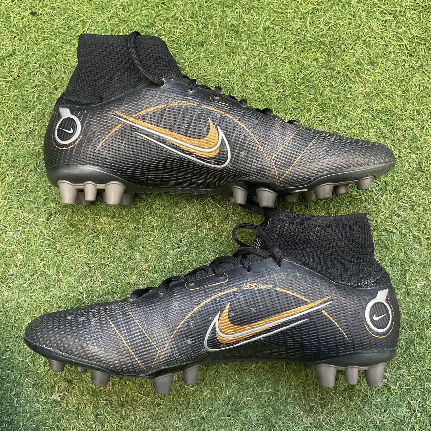 【B】26.0 Used Goods中古スパイク Superfly 8 AG スーパーフライ 8