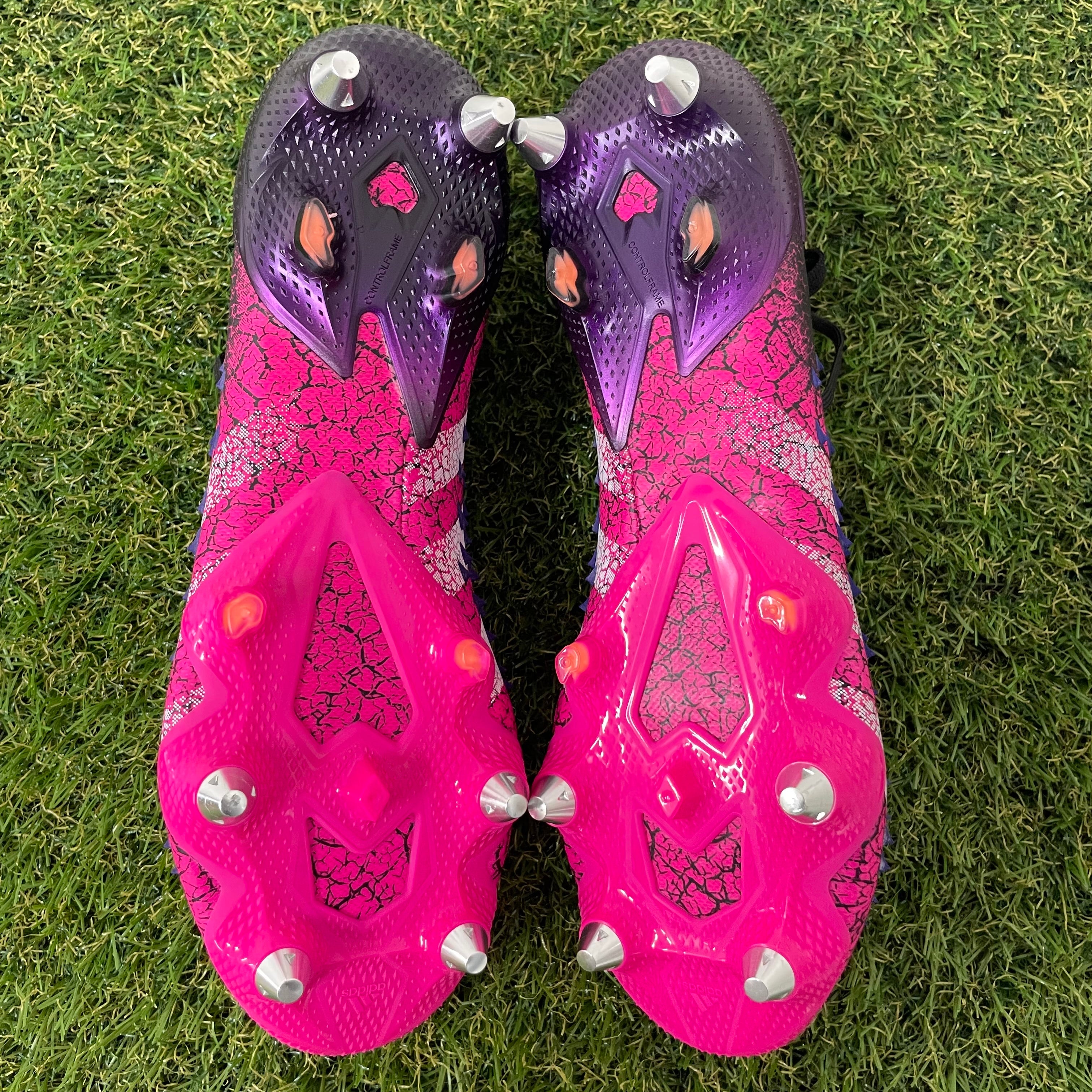 箱無し】PREDATOR FREAK.1 LOW SG 25.5 cm FW8246 – 俺の足 サッカー