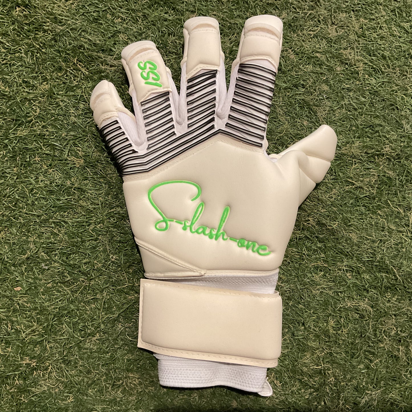 White×Green S/1 エススラッシュワン