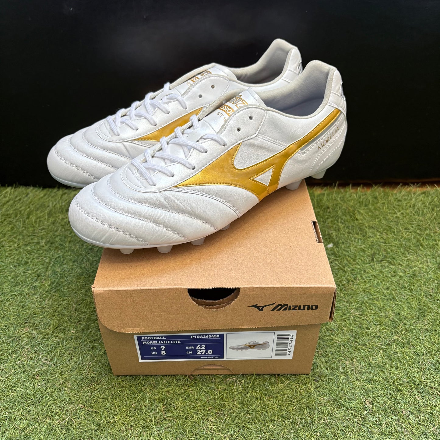 日本未発売 モレリア2 ELITE P1GA260450 海外仕様 トップモデル