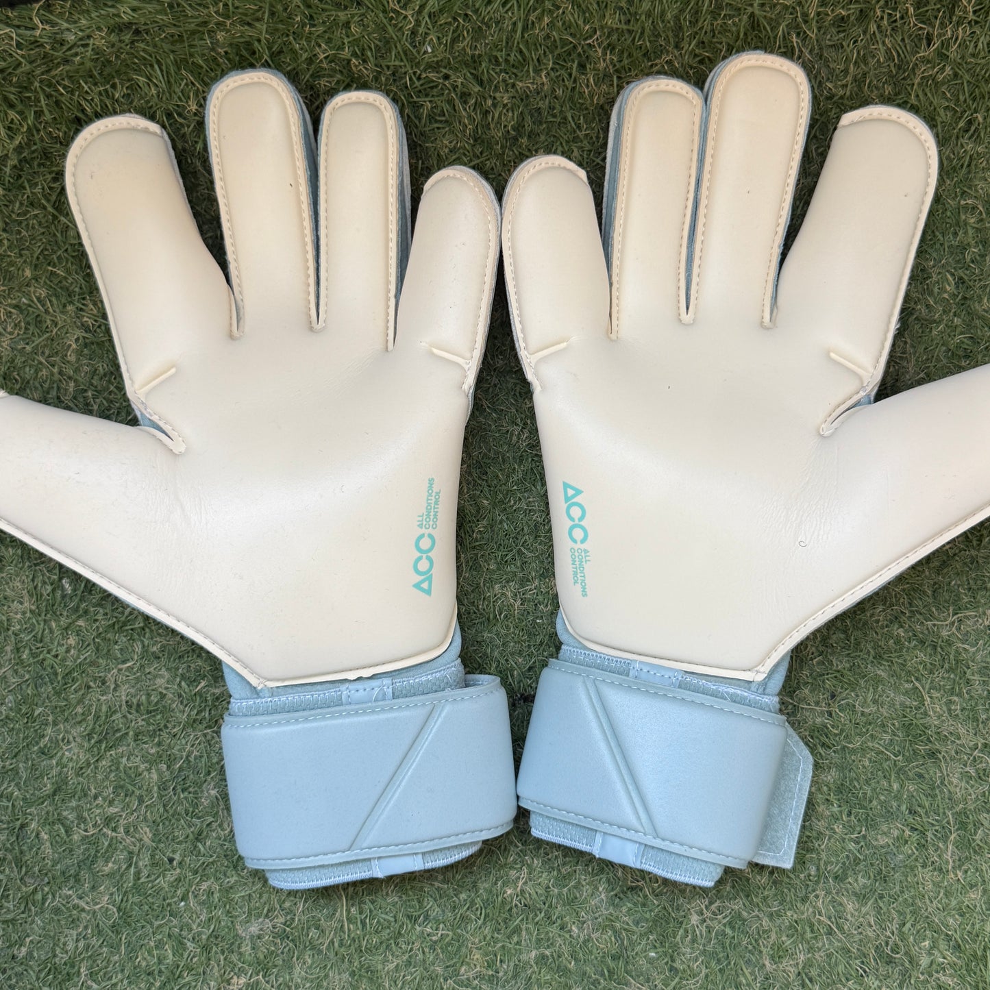 日本未発売 ヴェイパーグリップ３HQ0304 395 Vapor Grip 3