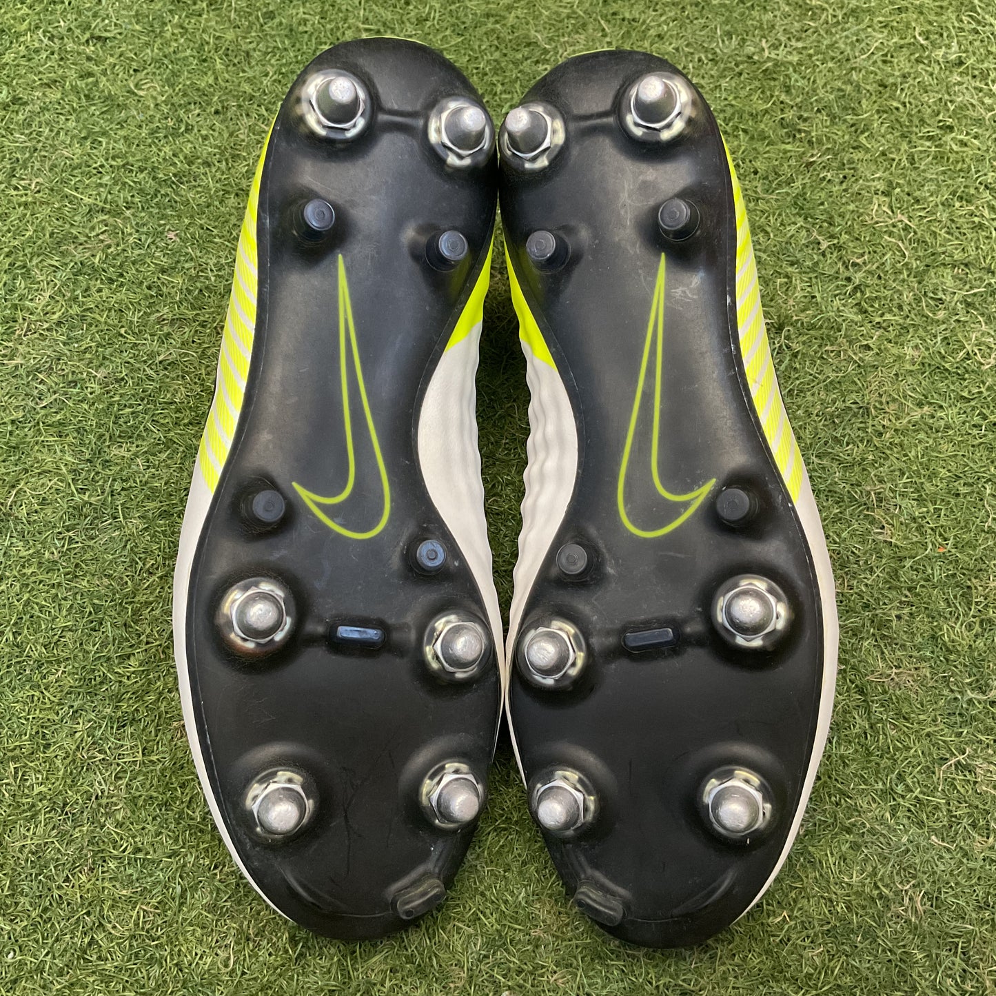 25.5 cm Used Goods 中古スパイク Magista Opus SG ANTI CLOG