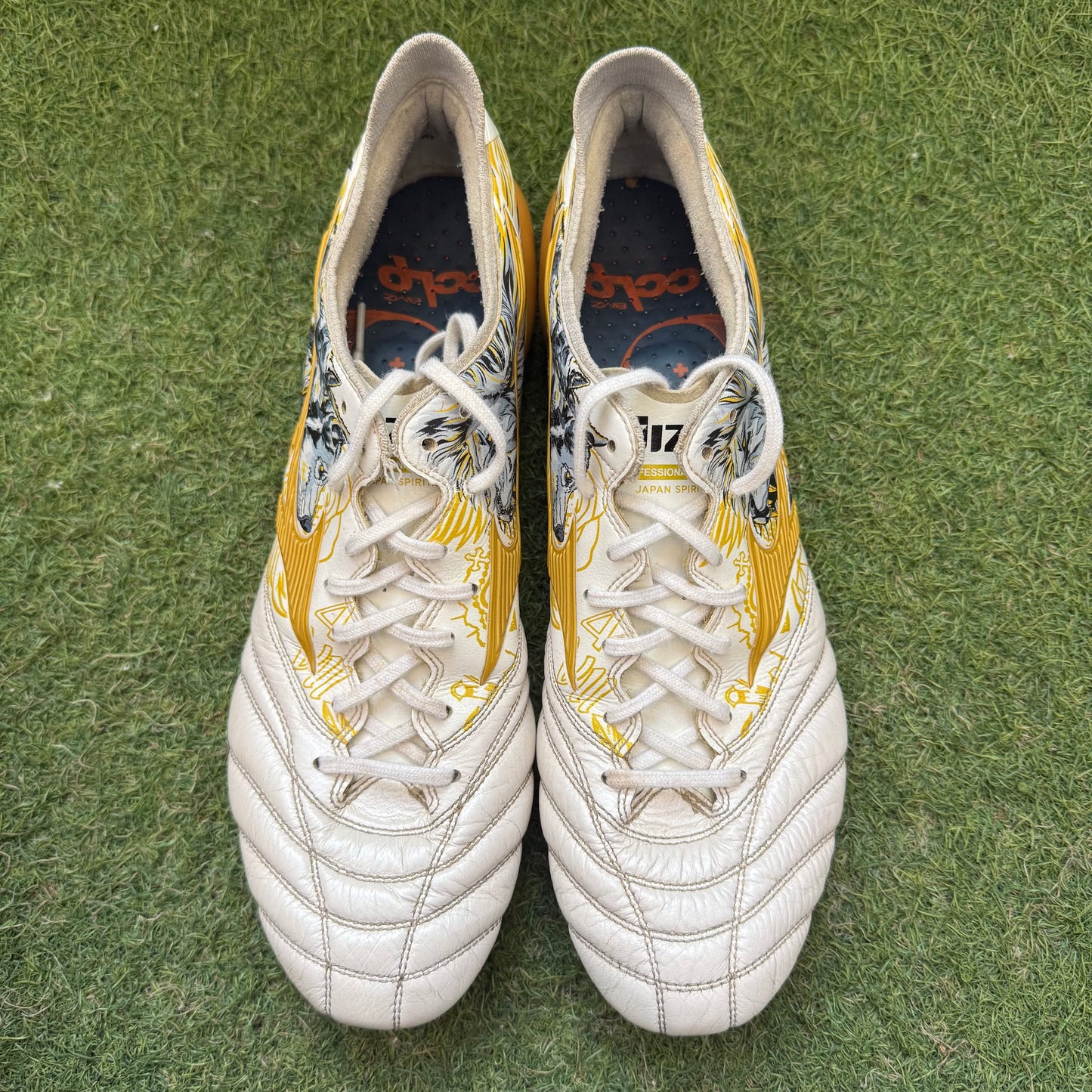 28.0 Used Goods中古スパイク Morelia Neo 3 SR4 Japan