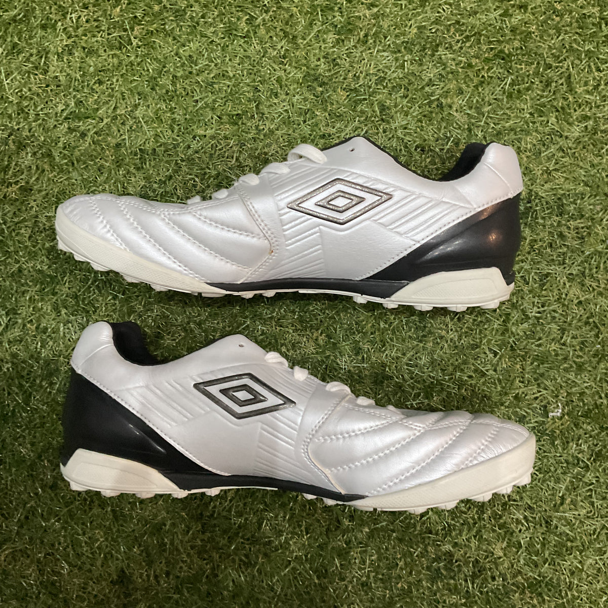 27.0 Used Goods中古TF Accerator KTS TR