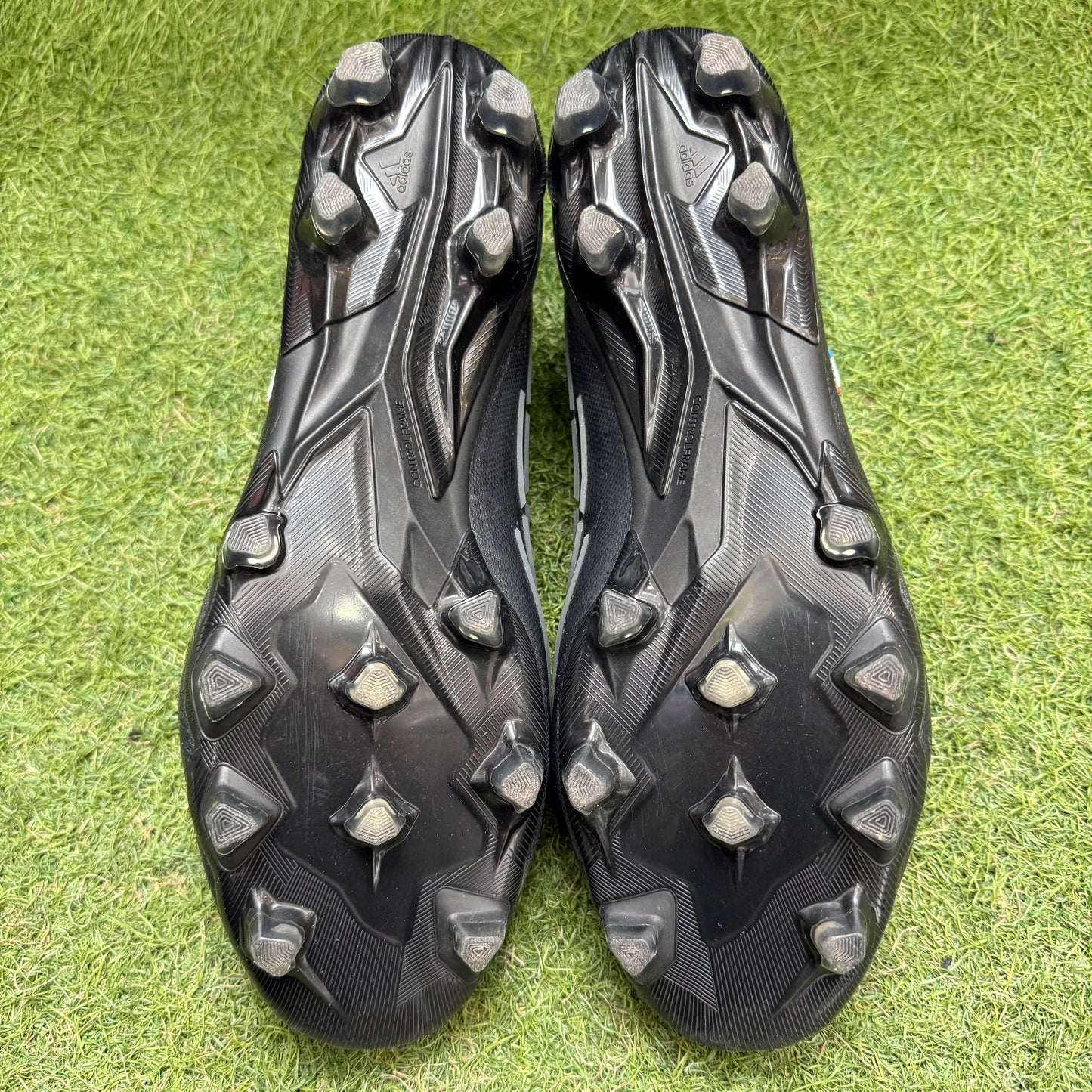 27.0 cm Used Goods中古スパイクPredator Edge.1 HG/AG