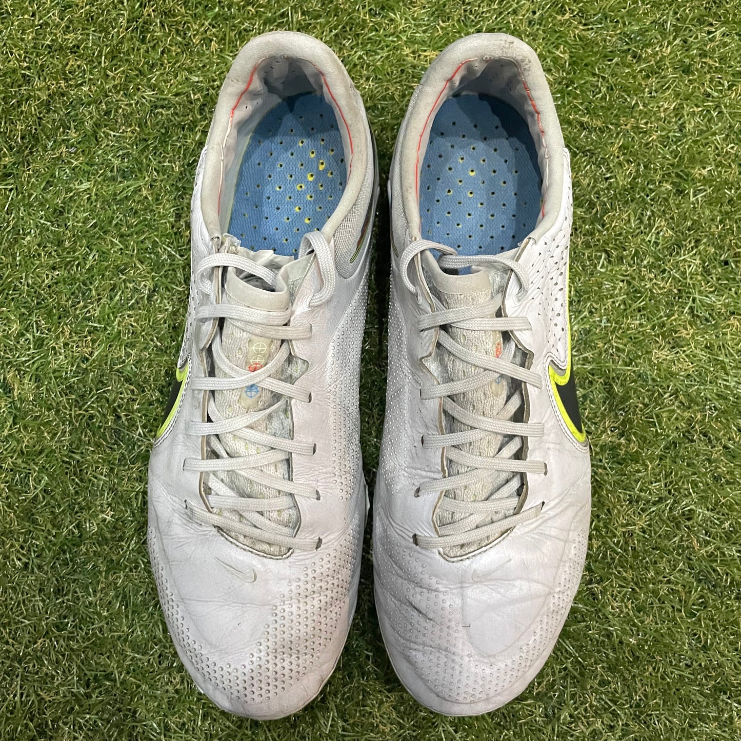 28.0cm Used Goods中古スパイクTiempo Legend 9 AG