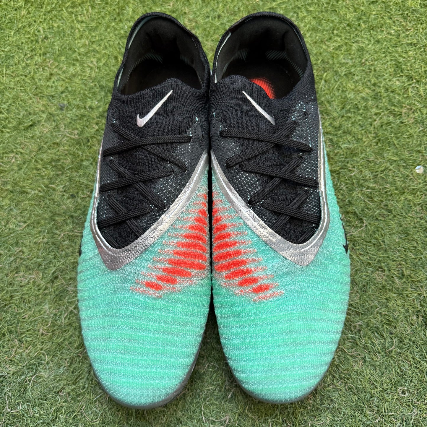 26.0 cm Used Goods中古スパイクPhantom 6 Elite AG-PRO