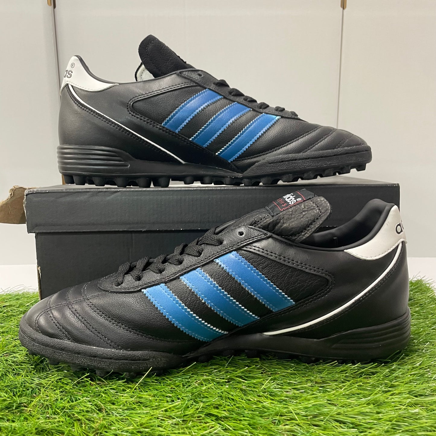 日本未発売 KAISER 5 TEAM BLUE STRIPES  677357