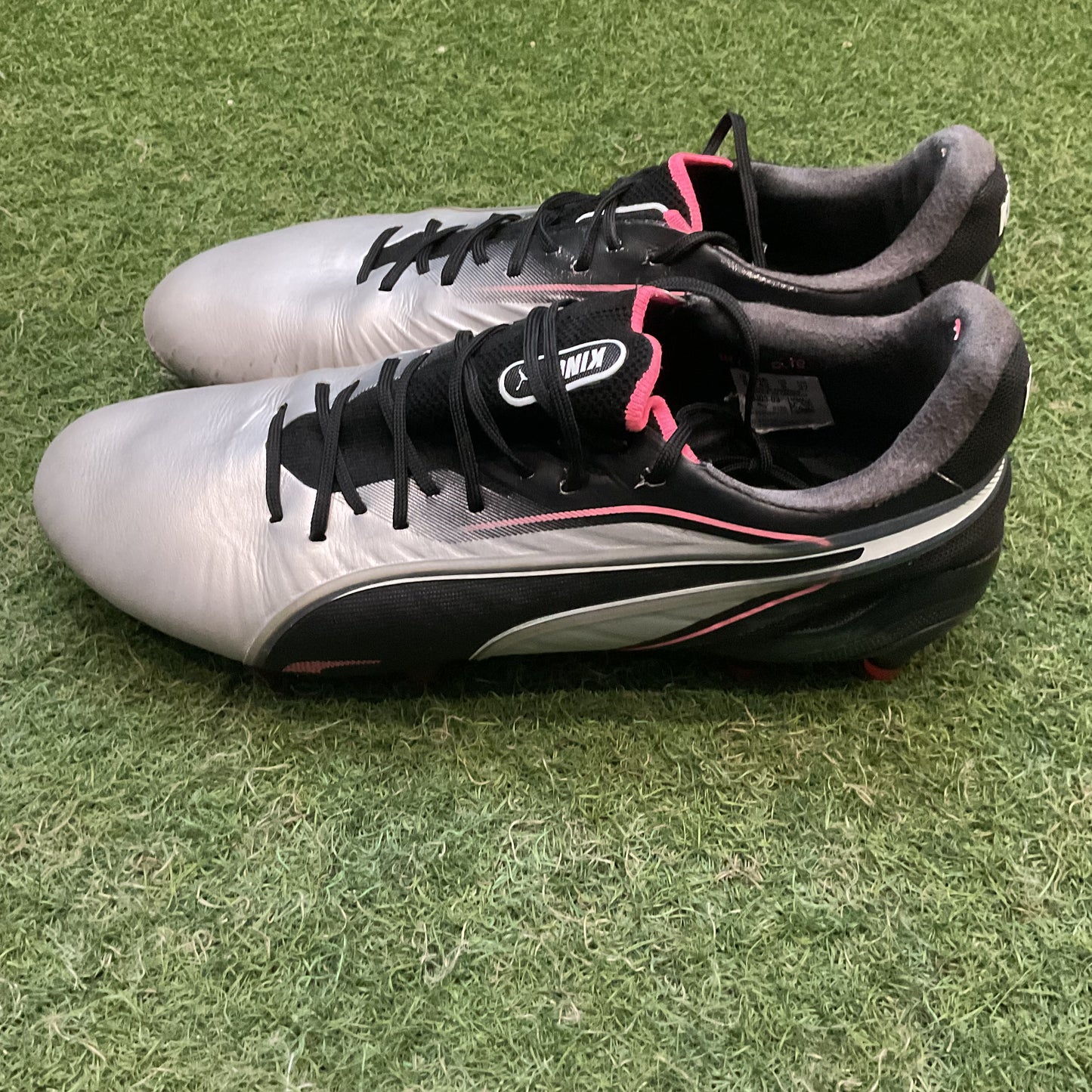 27.0 cm Used Goods中古スパイクPUMA KING ULTIMATE FG/AG