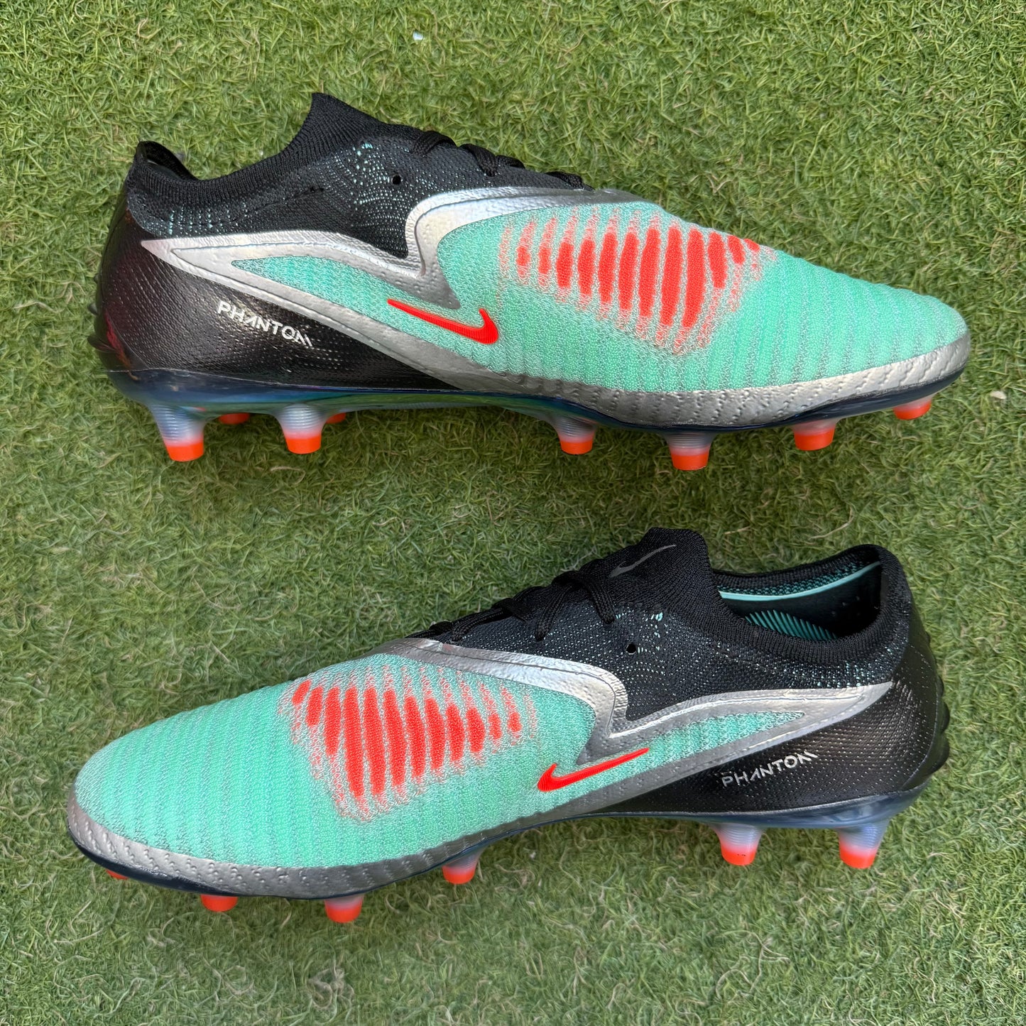 26.0 cm Used Goods中古スパイクPhantom 6 Elite AG-PRO