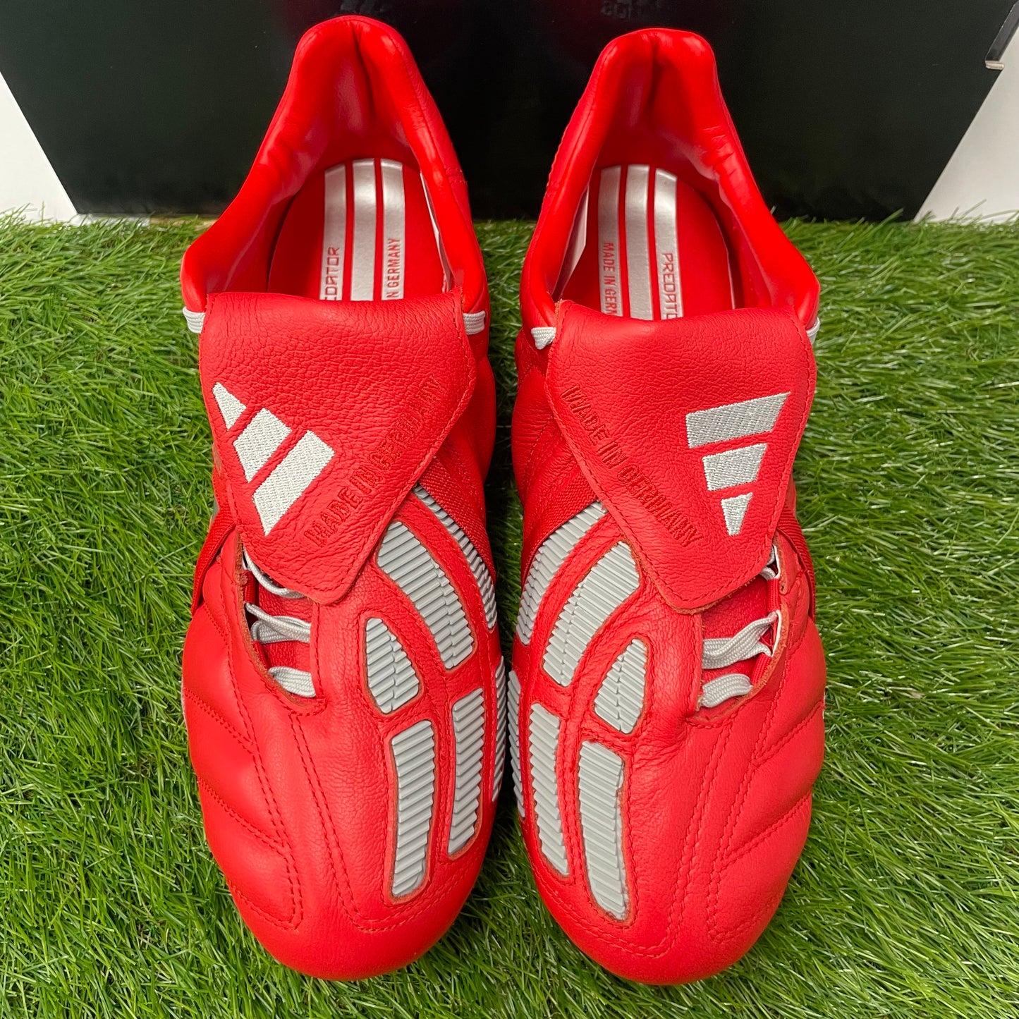 Predator MANIA JR7798