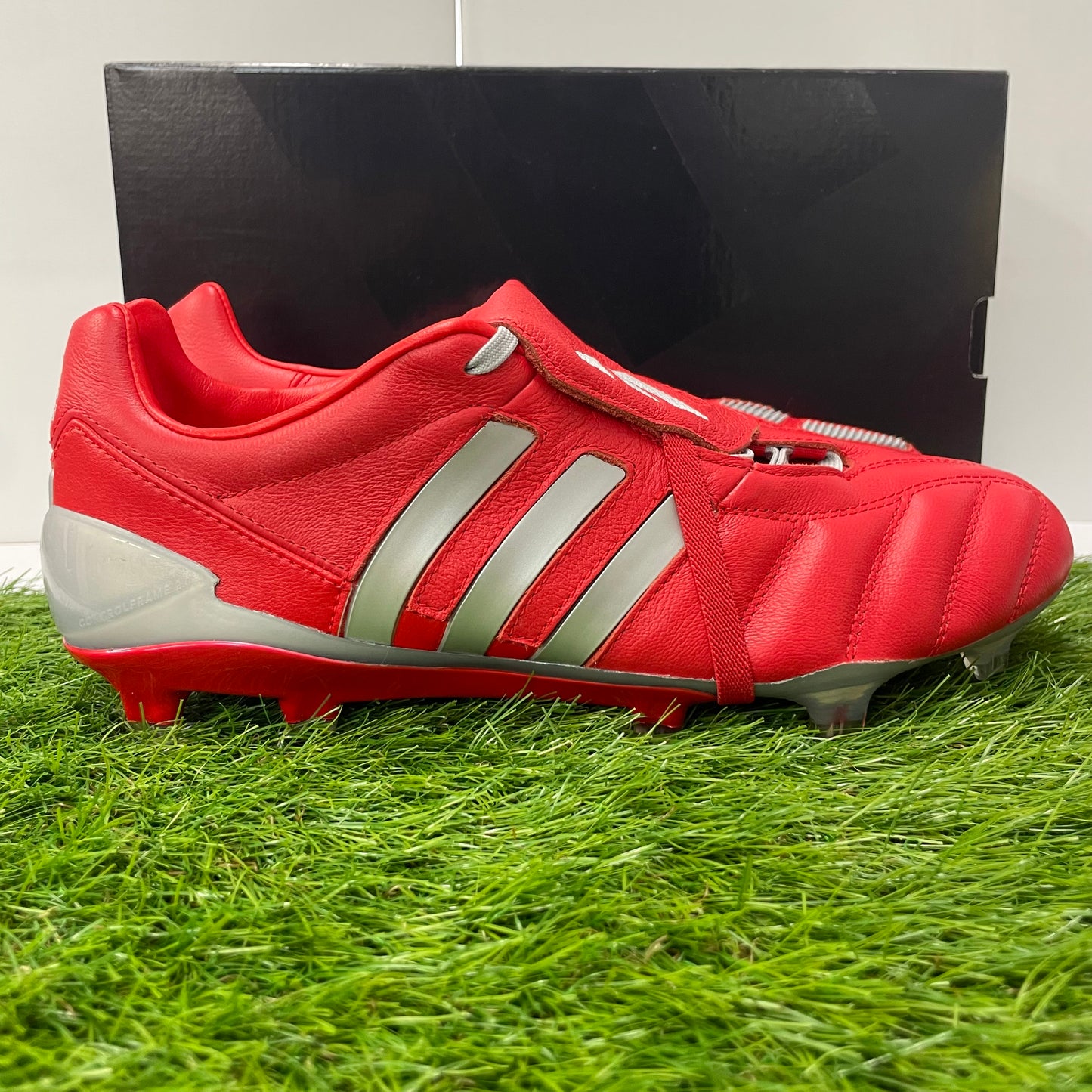 Predator MANIA JR7798