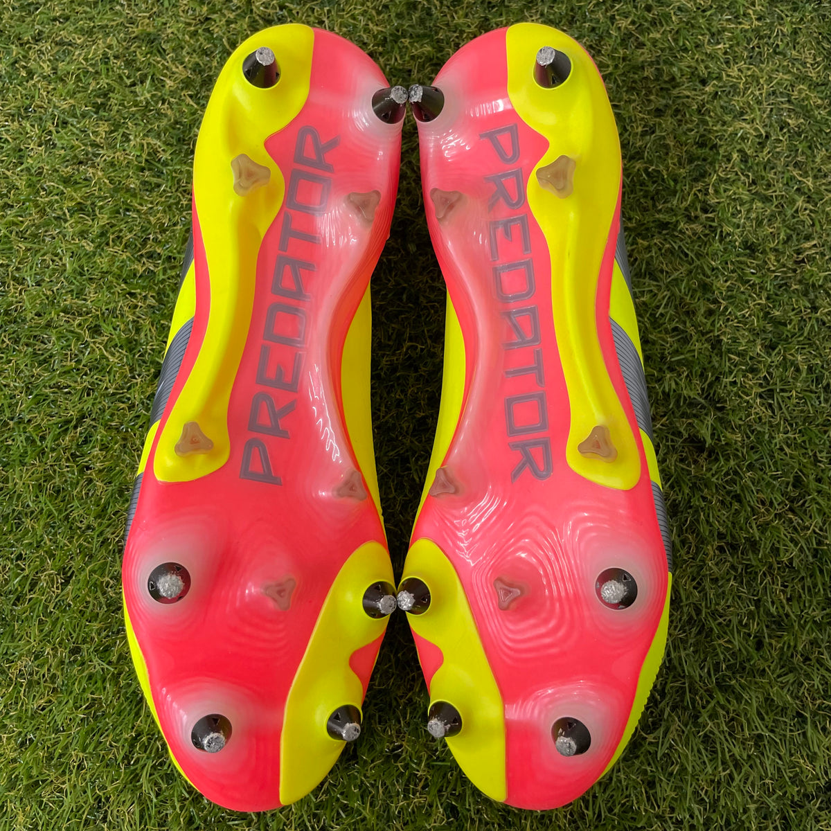 【インソール無し】29.0 cm Used Goods 中古スパイクPredator Elite L SG