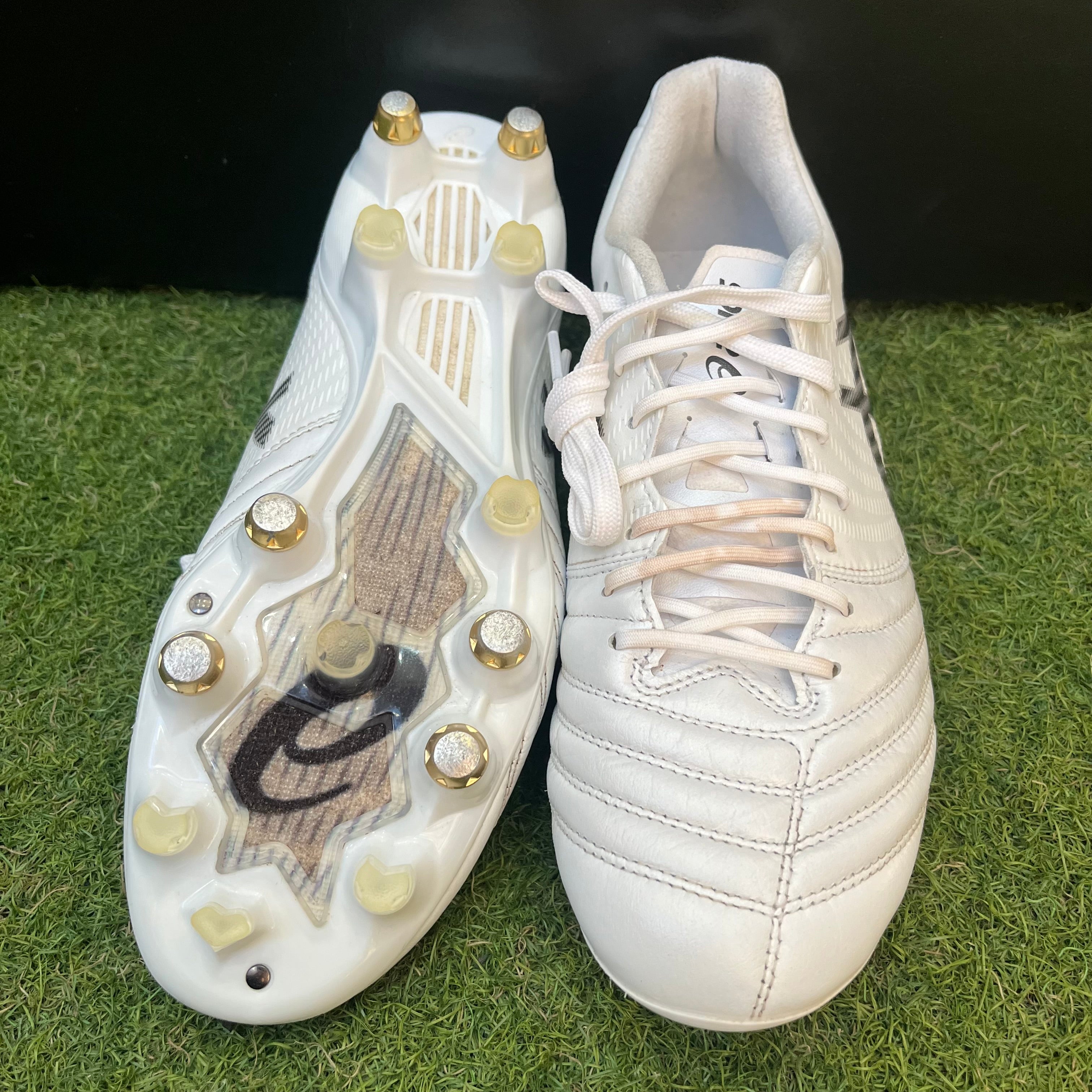 Second-hand goods (中古品) – 俺の足 サッカー用品セレクトショップ