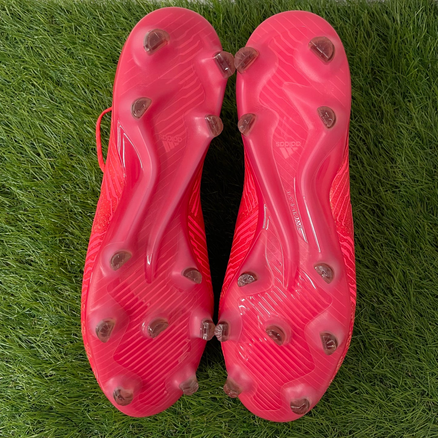 【箱無し】NEMEZIZ 17.1 FG 26.0cm CP8933