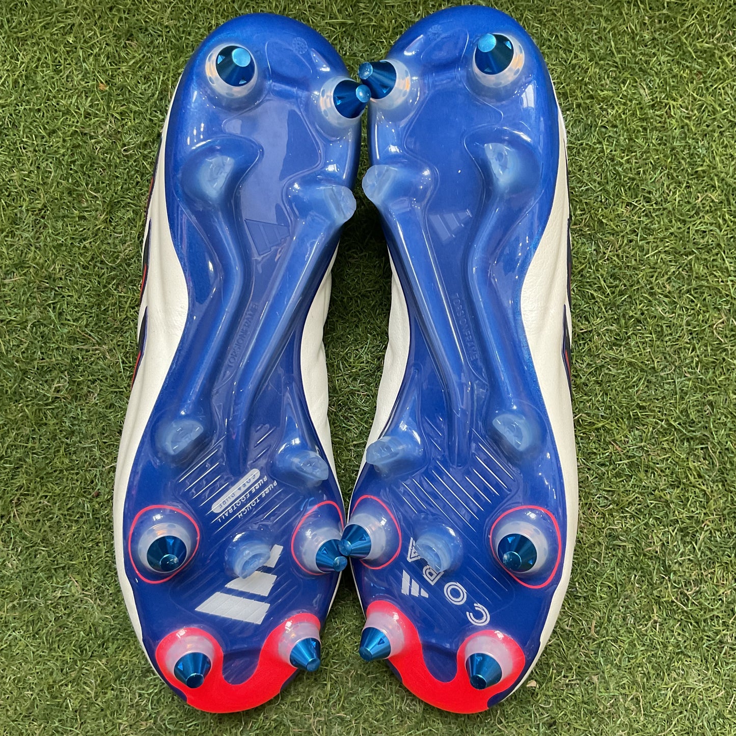 【箱無し】COPA PURE 2 MIX 26.0 IG8694