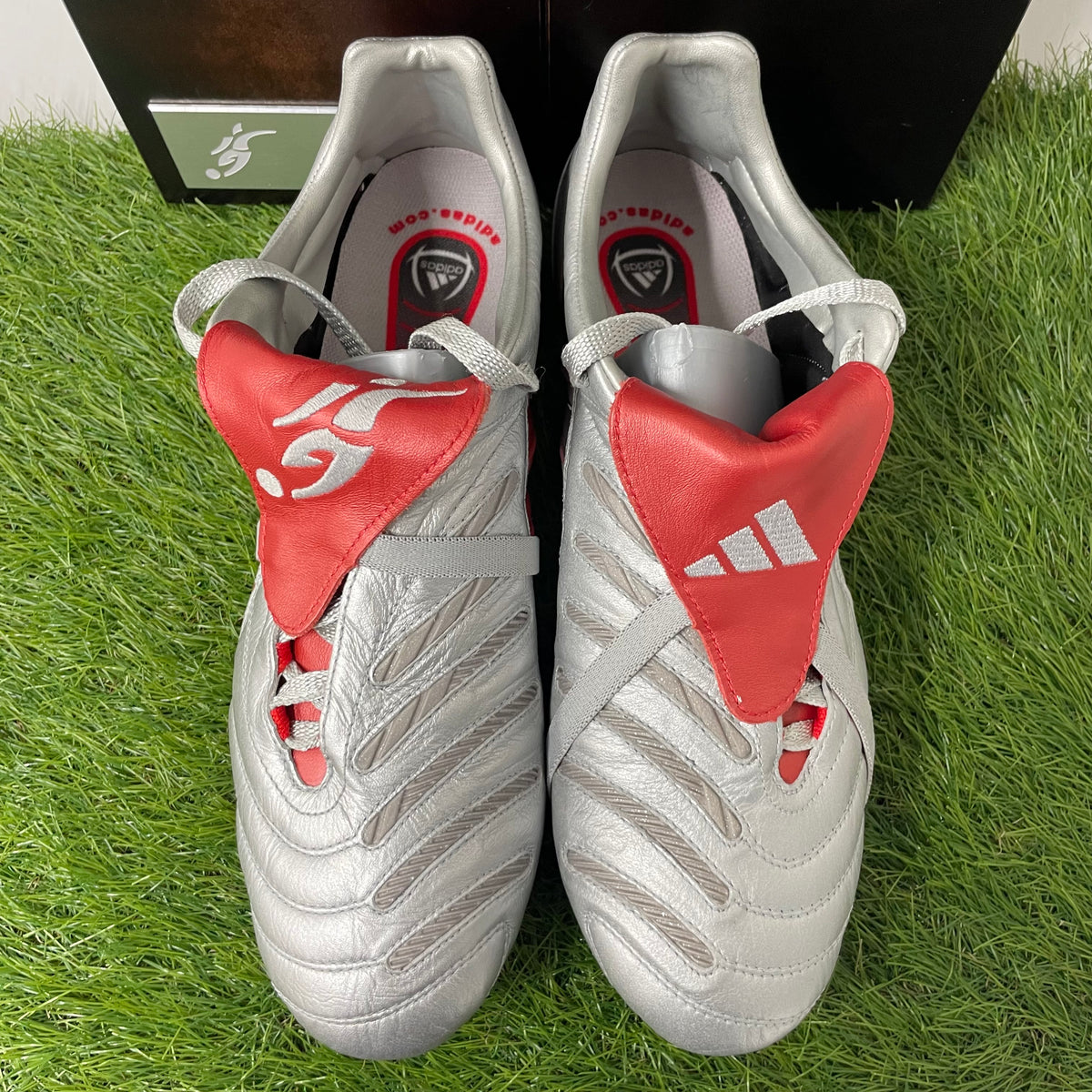 PREDATOR SG DAVID BECKHAM ベッカムモデル　320/723