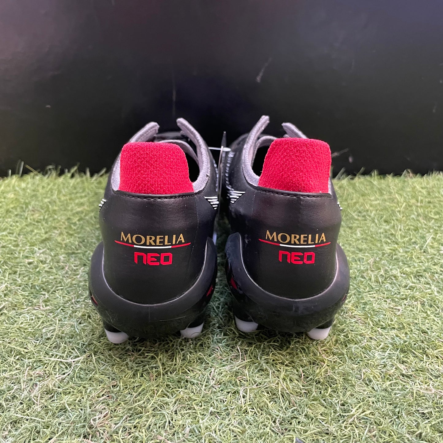 【箱無し】MORELIA NEO3 JAPAN 26.0cm P1GA208001
