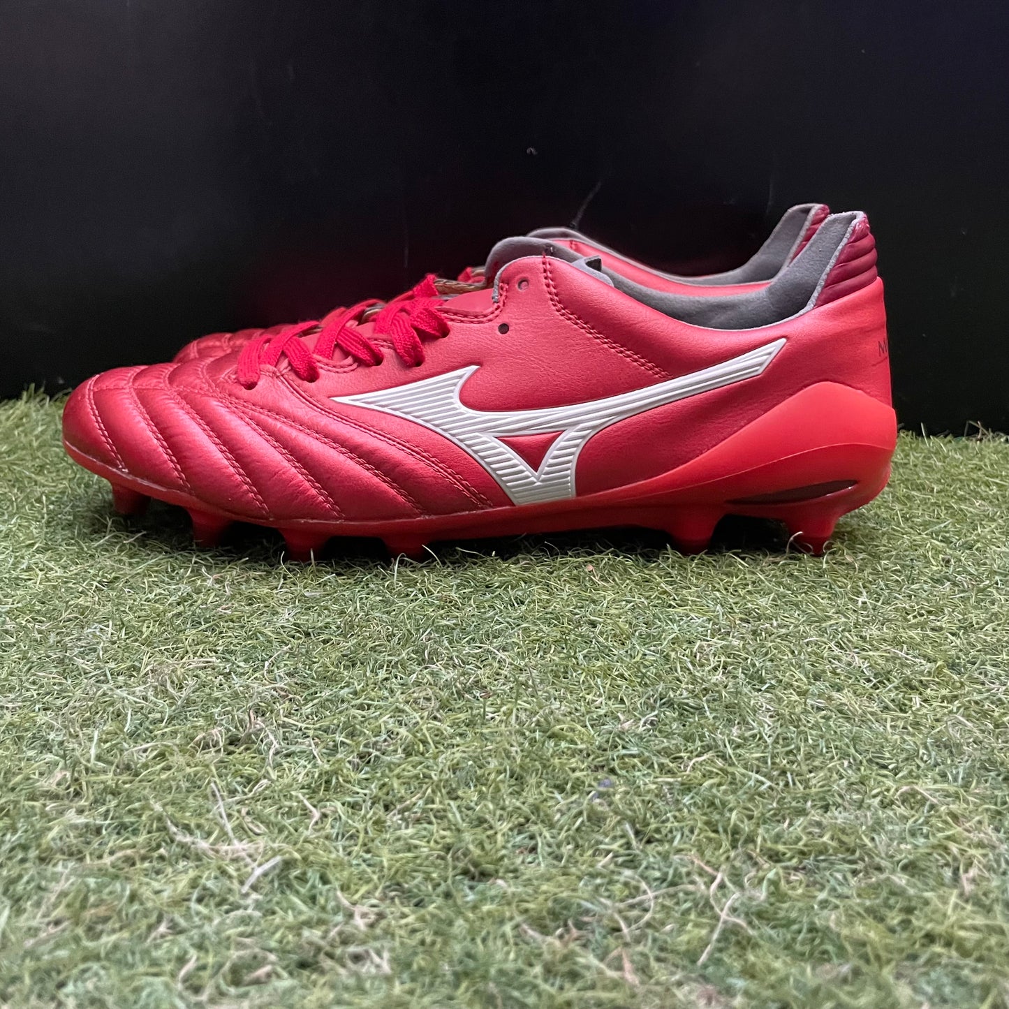 【箱無し】MORELIA NEO2 JAPAN 28.0cm P1GA185062