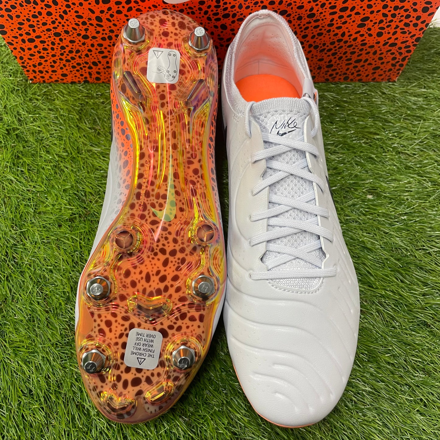 日本未発売 ティエンポレジェンド 10 エリート SG-PRO HF4824 900 Tiempo legend Elite