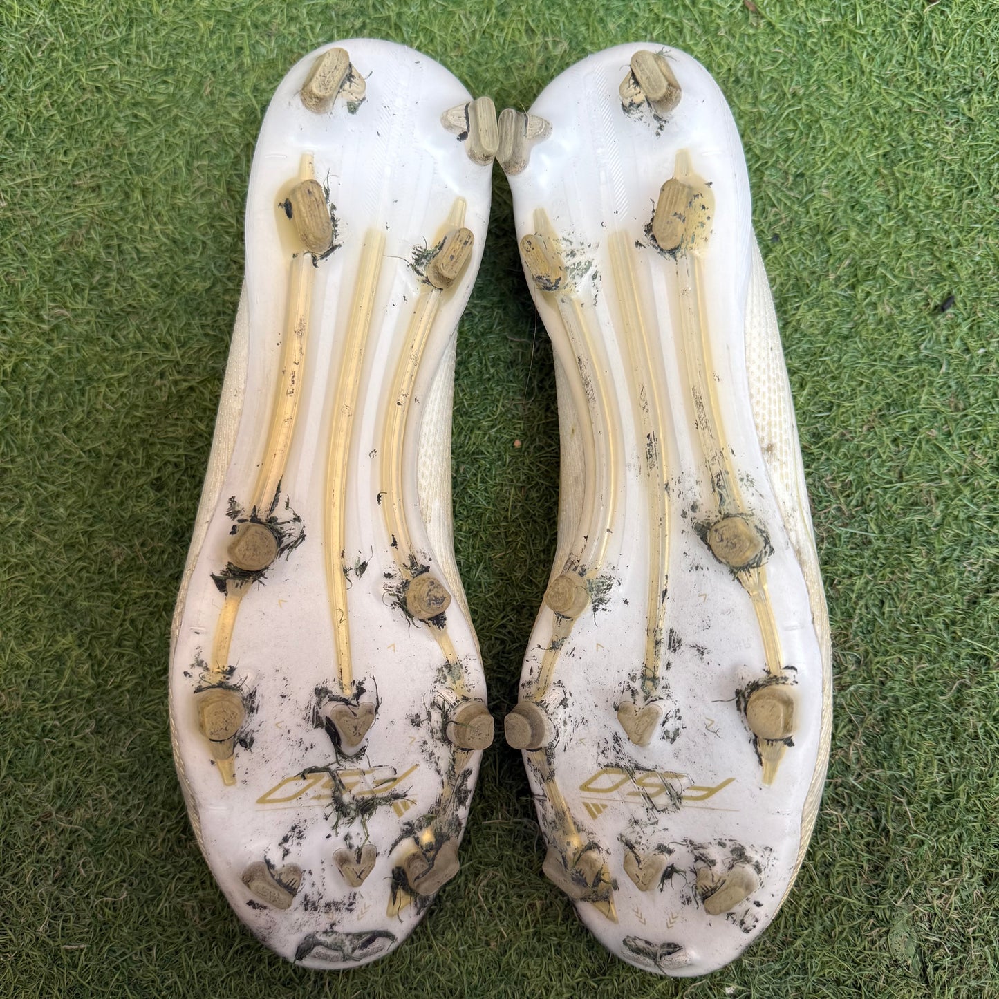 25.5 Used Goods中古スパイク F50 ELITE FG