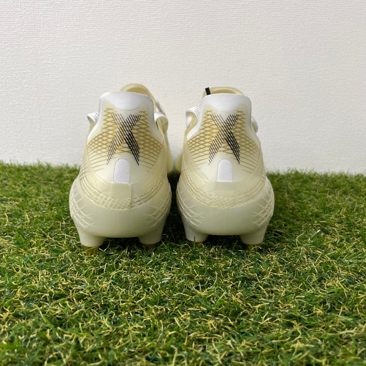 【箱無し】X GHOSTED.1 SG 26.5 cm EG8260