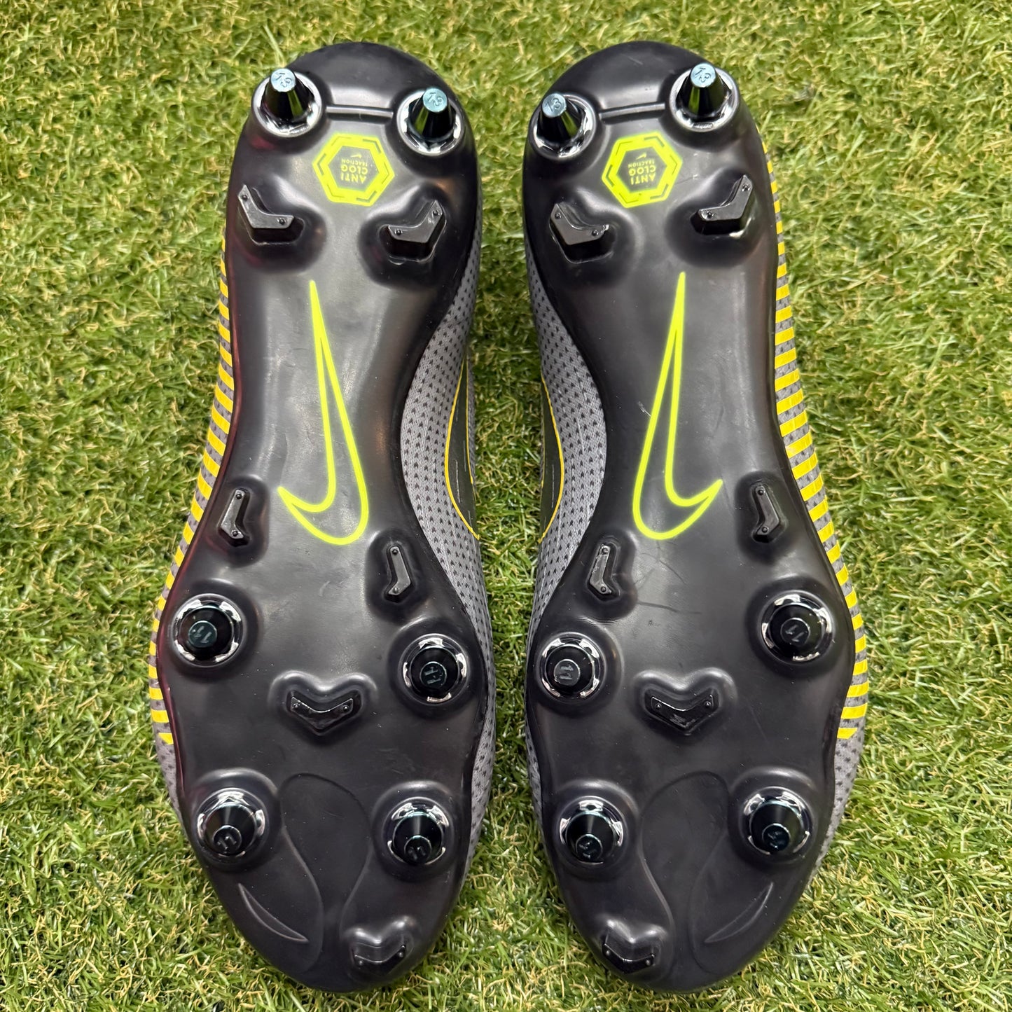 【箱無し】Mercurial Vapor 12 Elite SG Anti Clog 27.5cm AH7381 071 Made in ITALY