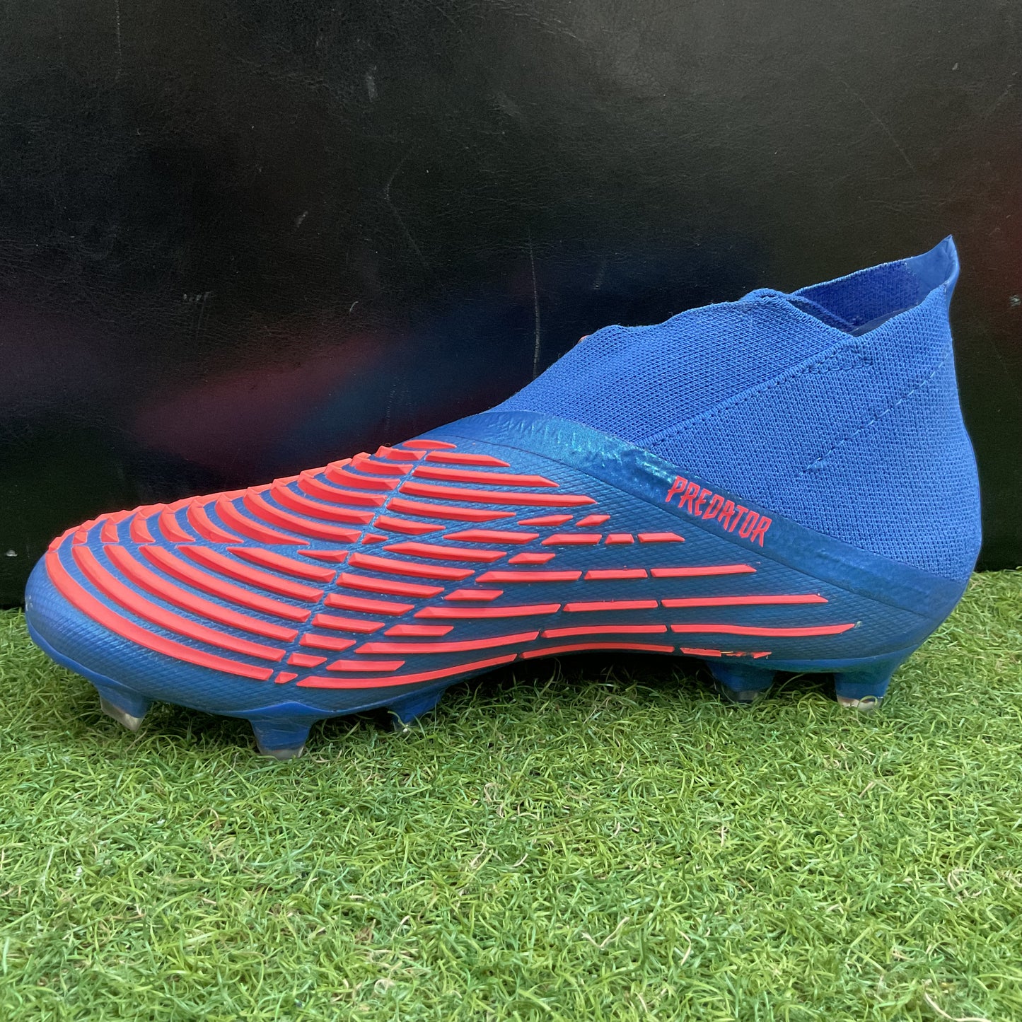 24.5 cm Used Goods 中古スパイク Predator Edge+ FG