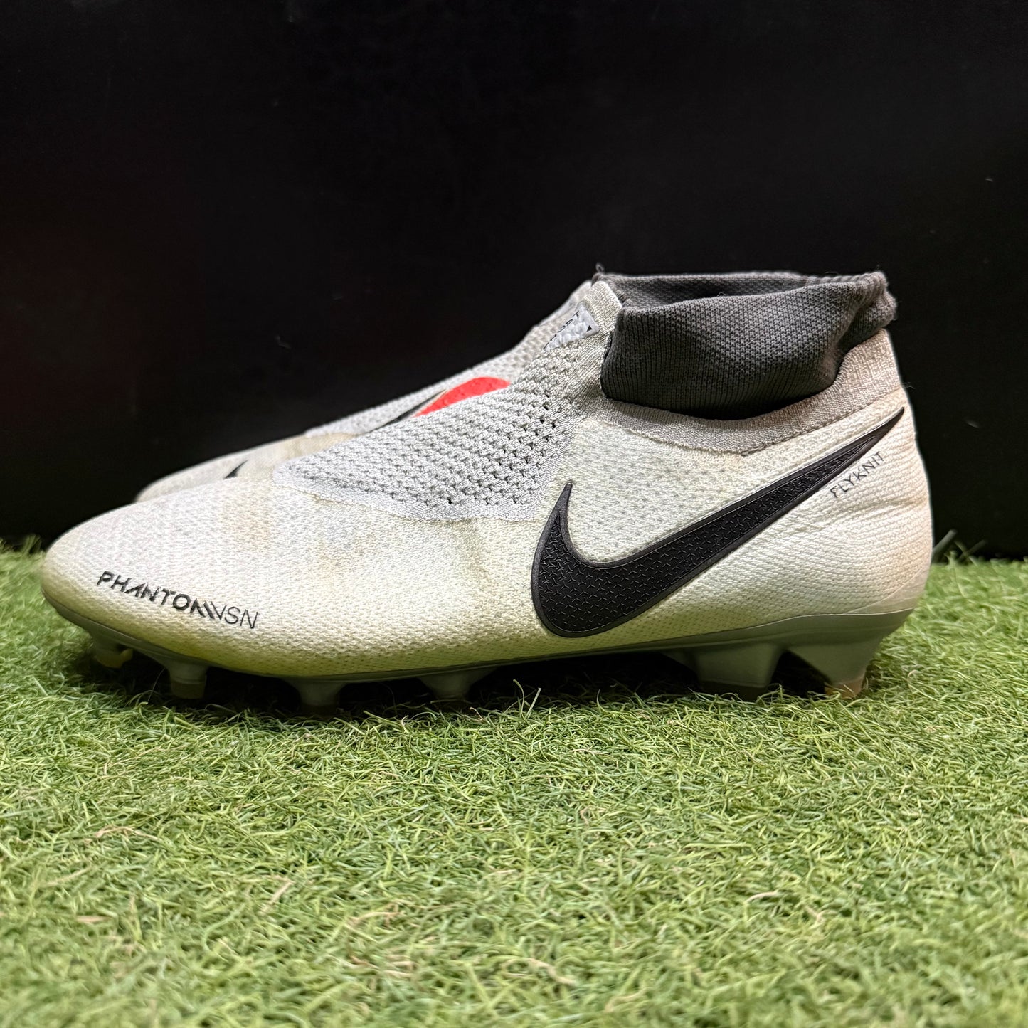 27.5 cm Used Goods中古スパイクPhantom Vision FG