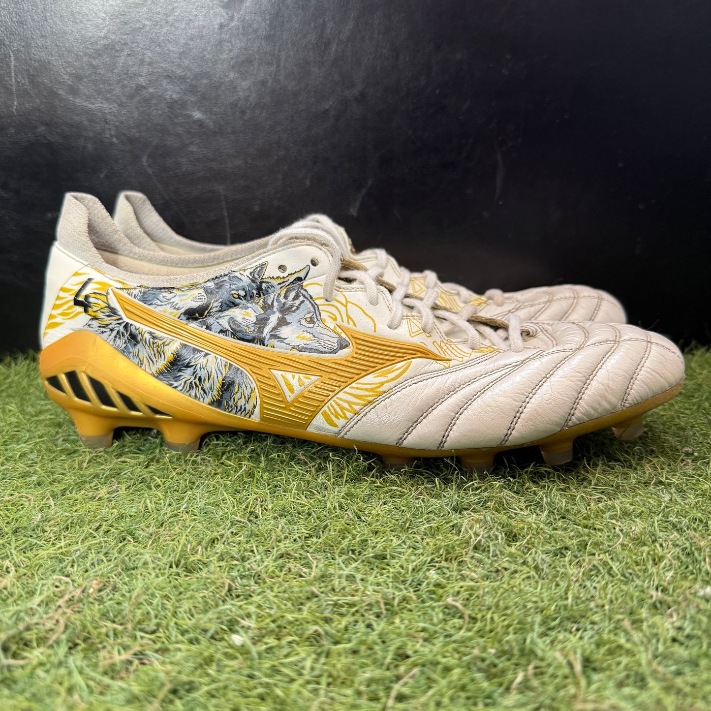 28.0 Used Goods中古スパイク Morelia Neo 3 SR4 Japan