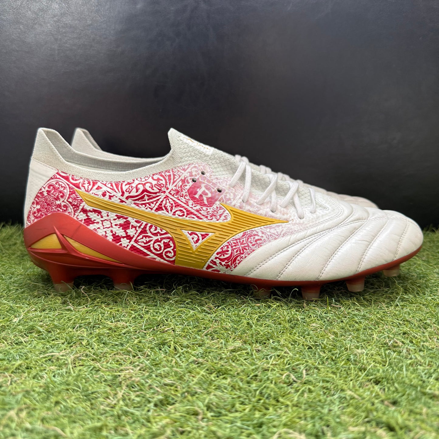 29.0 Used Goods中古スパイク Morelia Neo 4 β SR4 Japan