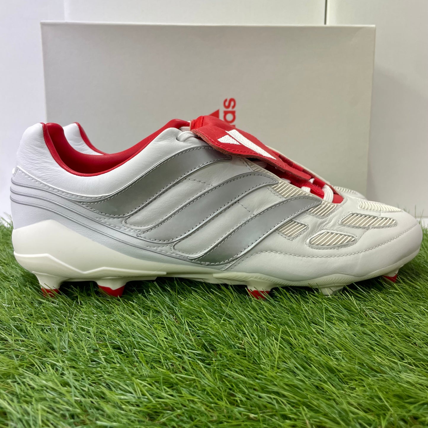 Predator PRECISION FG AGDB F97223 プレデター プレシジョン AGDB