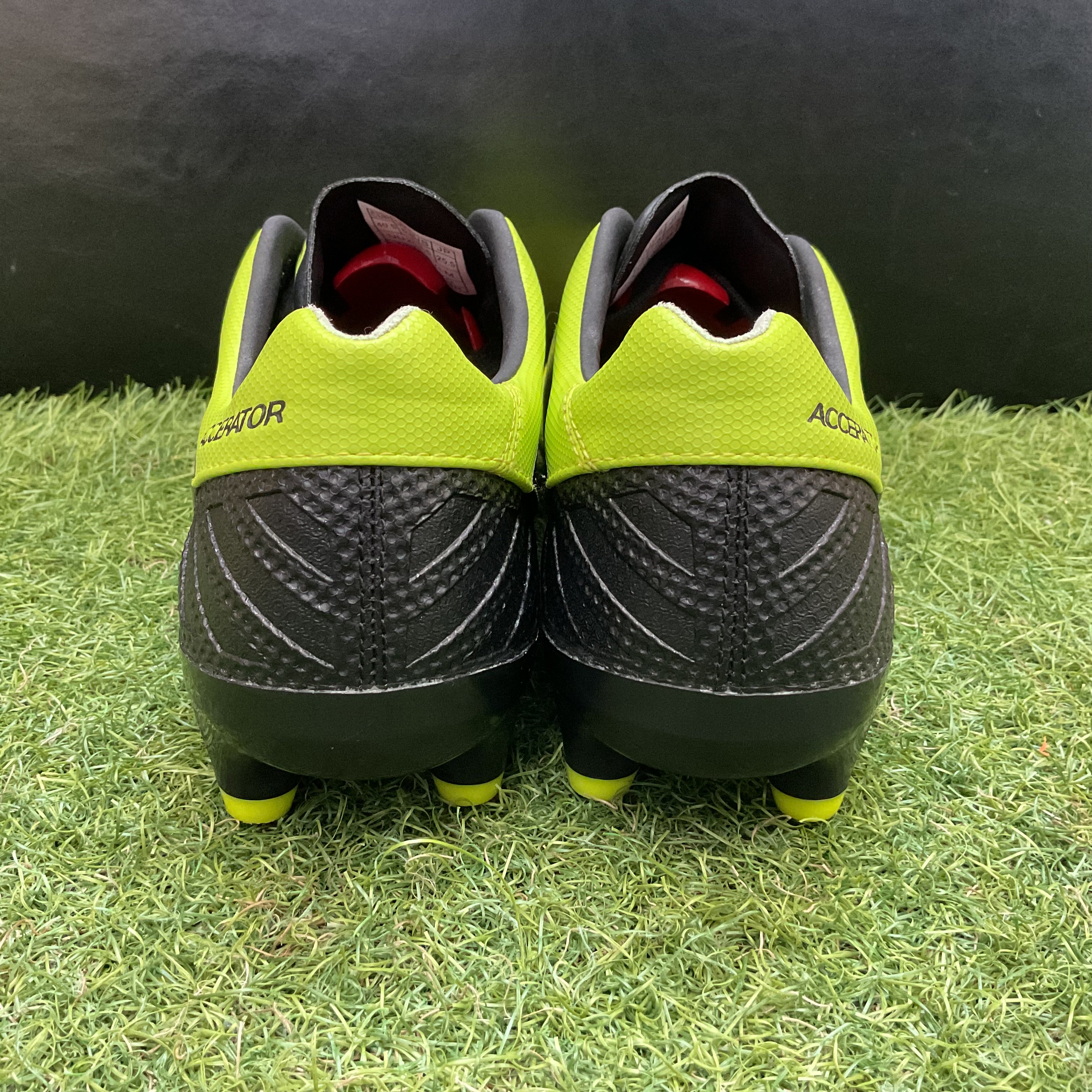 25.5 cm Used Goods中古スパイク アンブロ Umbro アクセレイター プロ