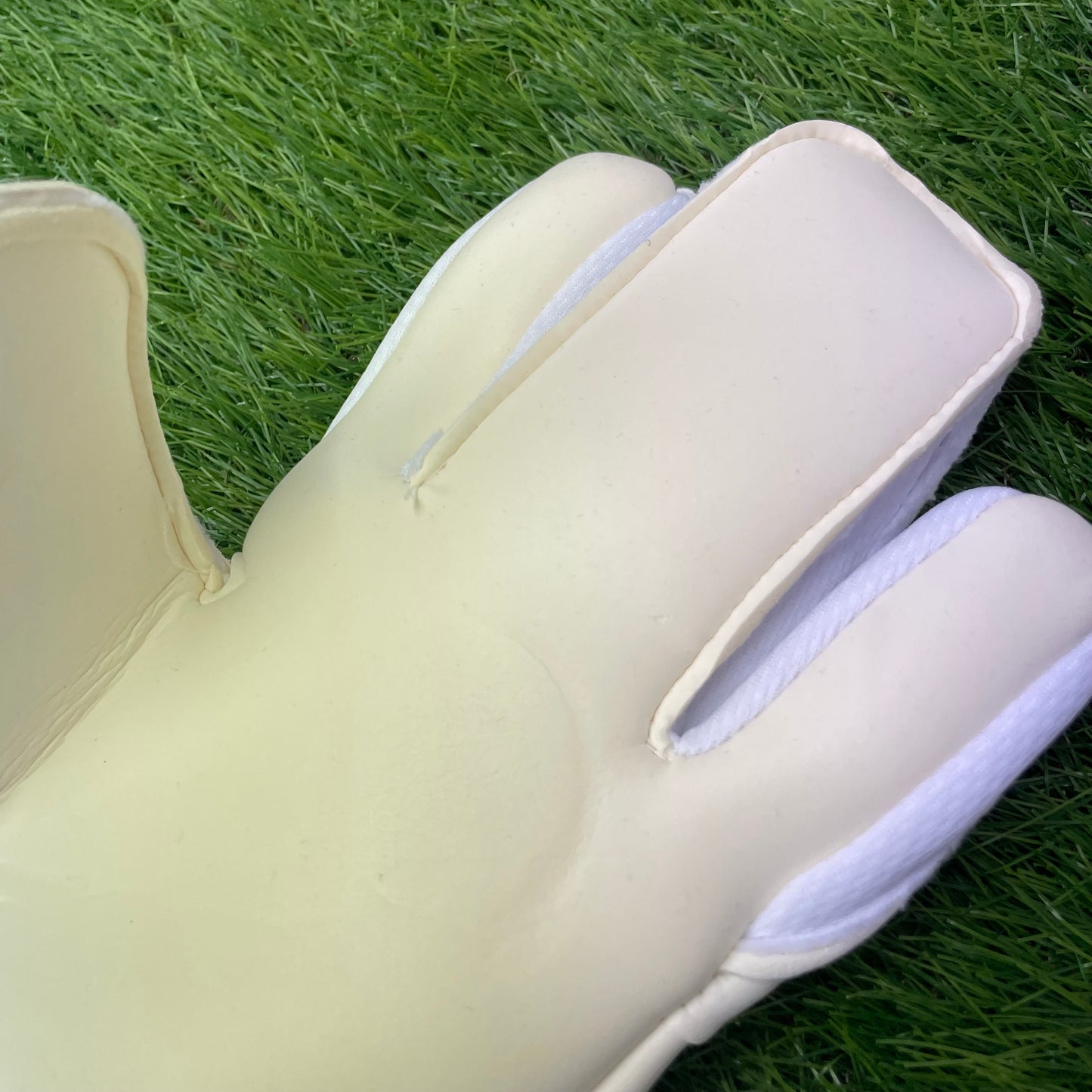 RWLK キーパーグローブ(L2-3)