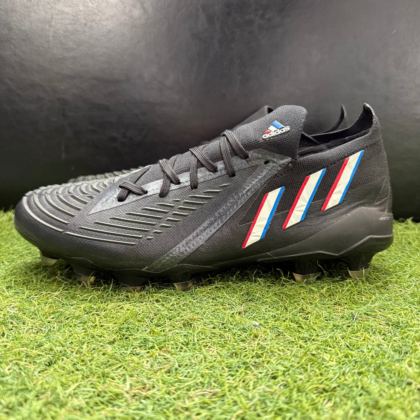 27.0 cm Used Goods中古スパイクPredator Edge.1 HG/AG