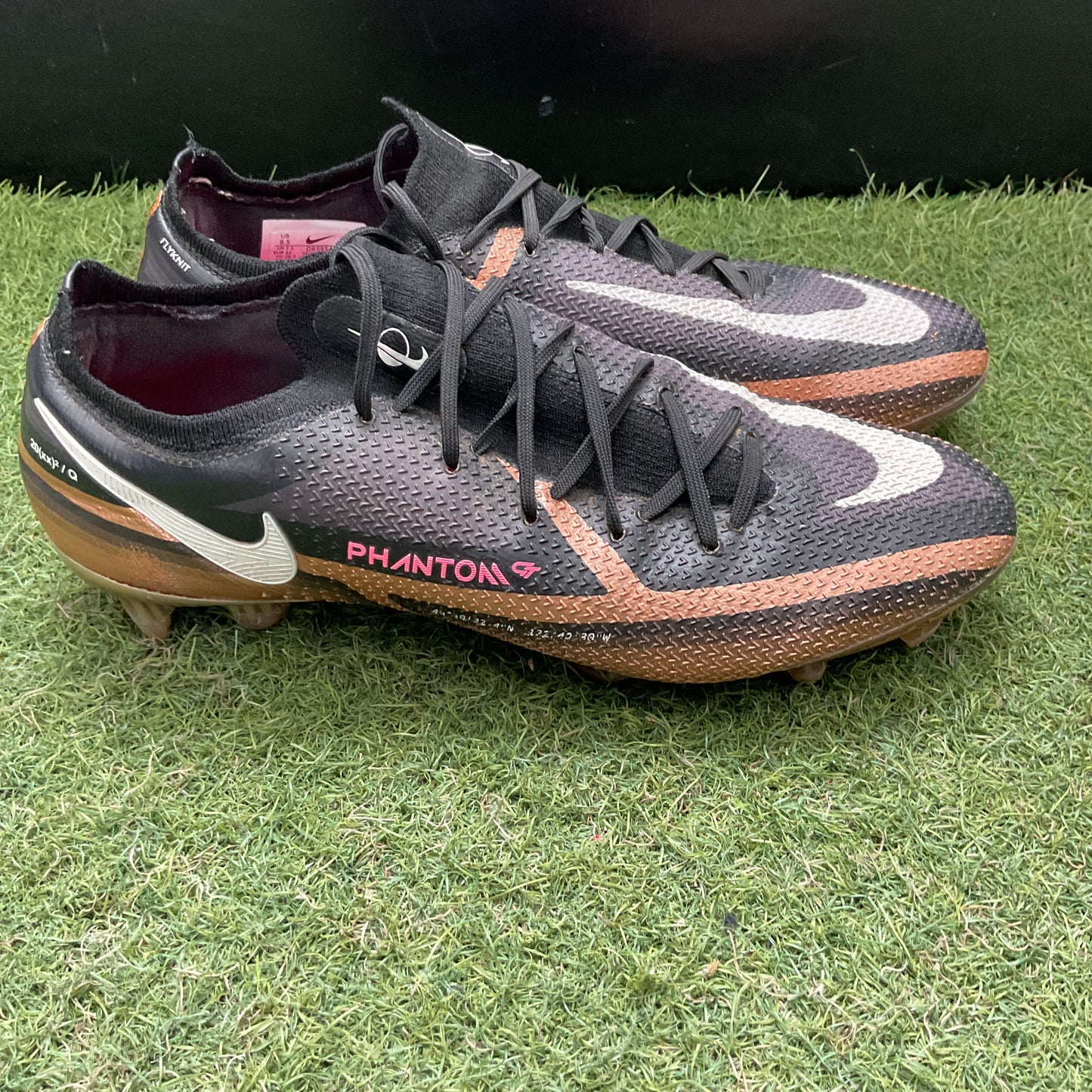 26.5 cm Used Goods中古スパイクPhantom GT2 Elite FG