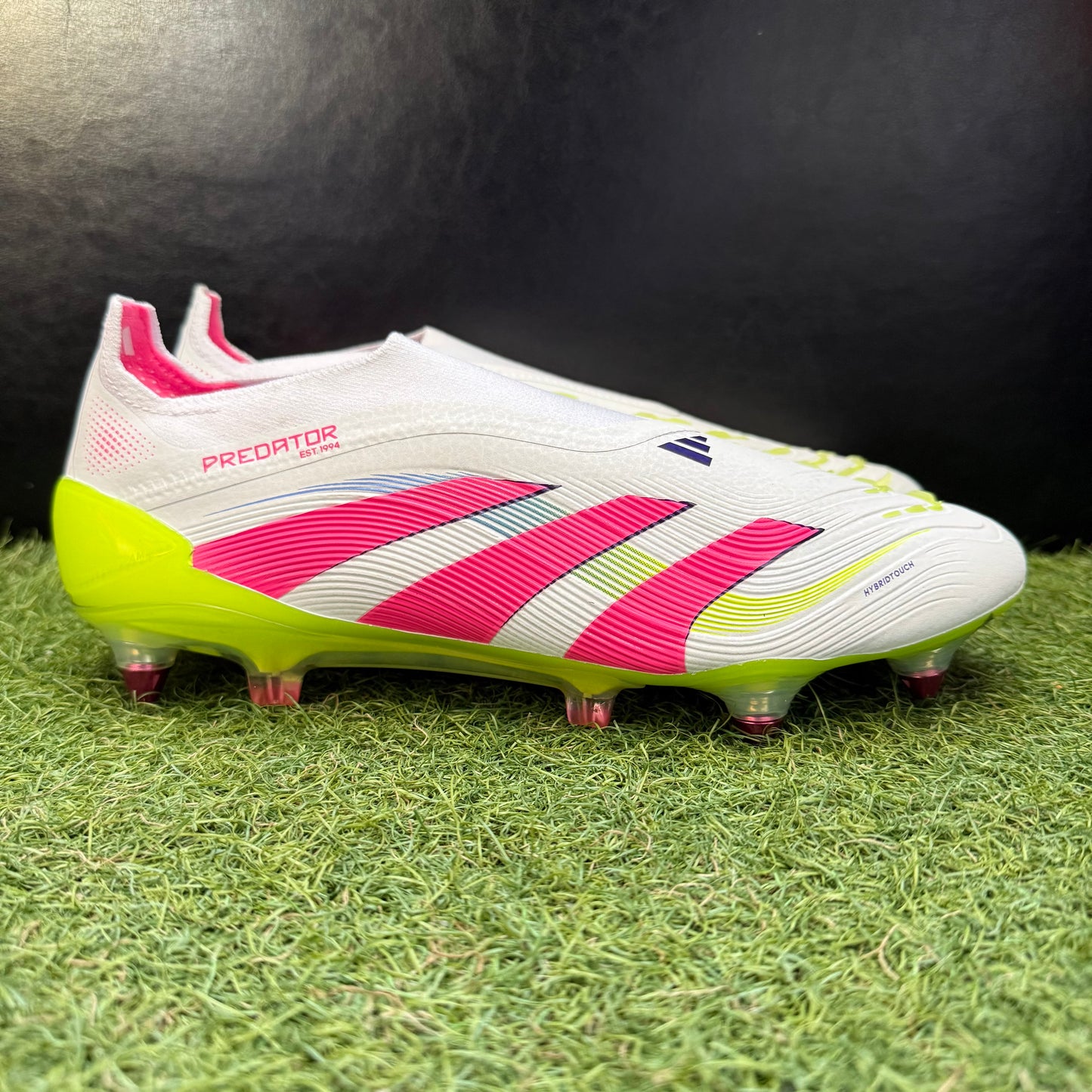 PREDATOR ELITE LL SG プレデター レースレス ID3848