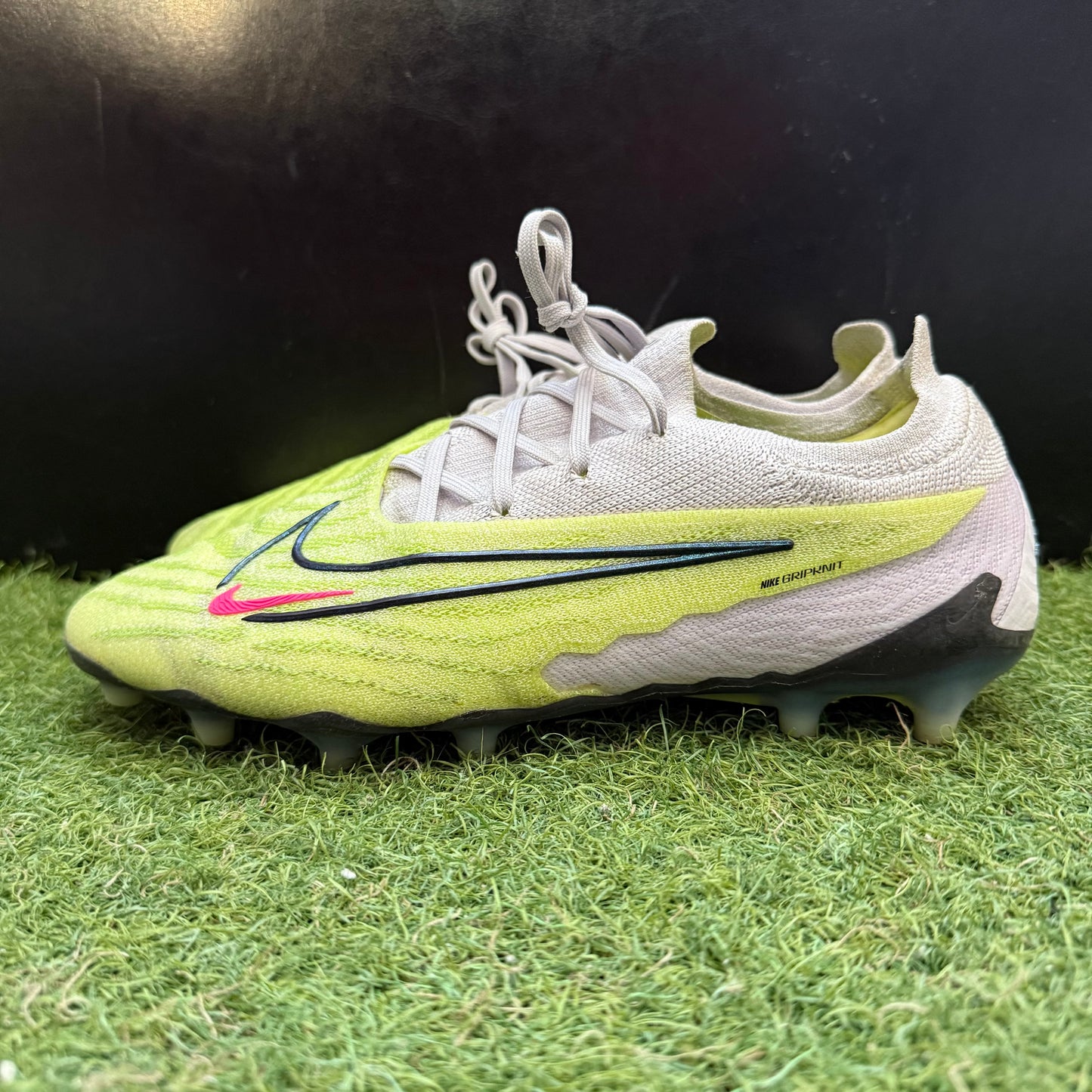 25.0 Used Goods中古スパイク Phantom GX Elite AG-PRO
