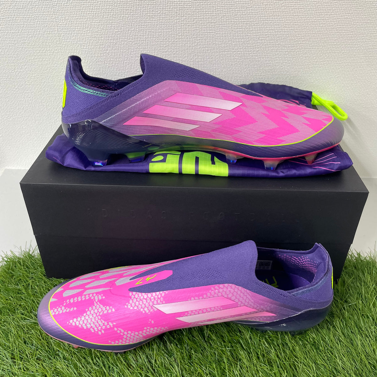 F50 ELITE FG JS0560