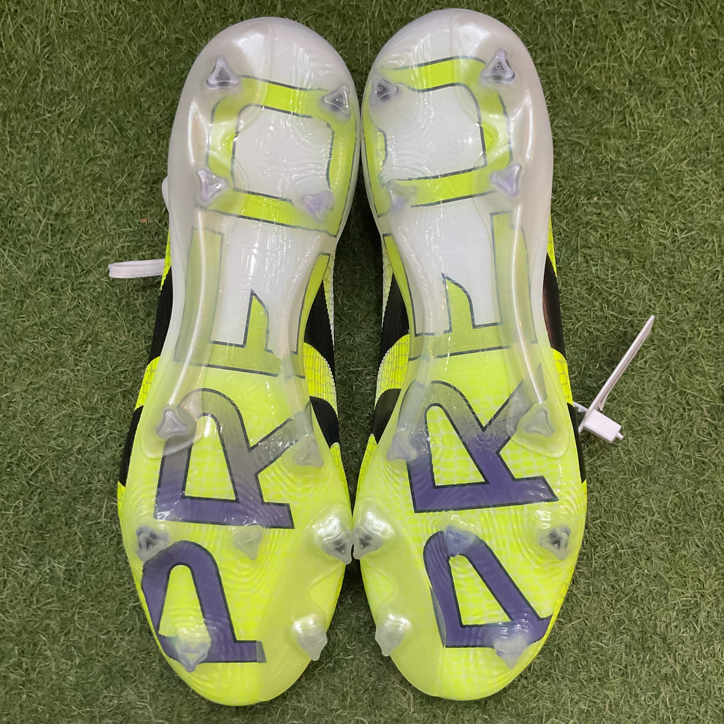 【箱無し】Predator Elite FG 29.0 JI1082