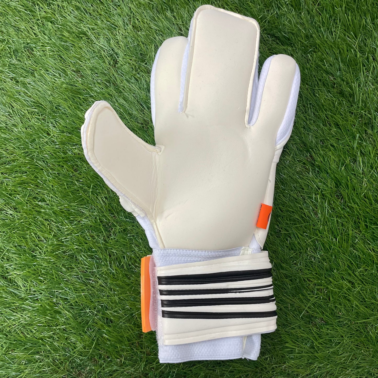 RWLK キーパーグローブ(L2-3)